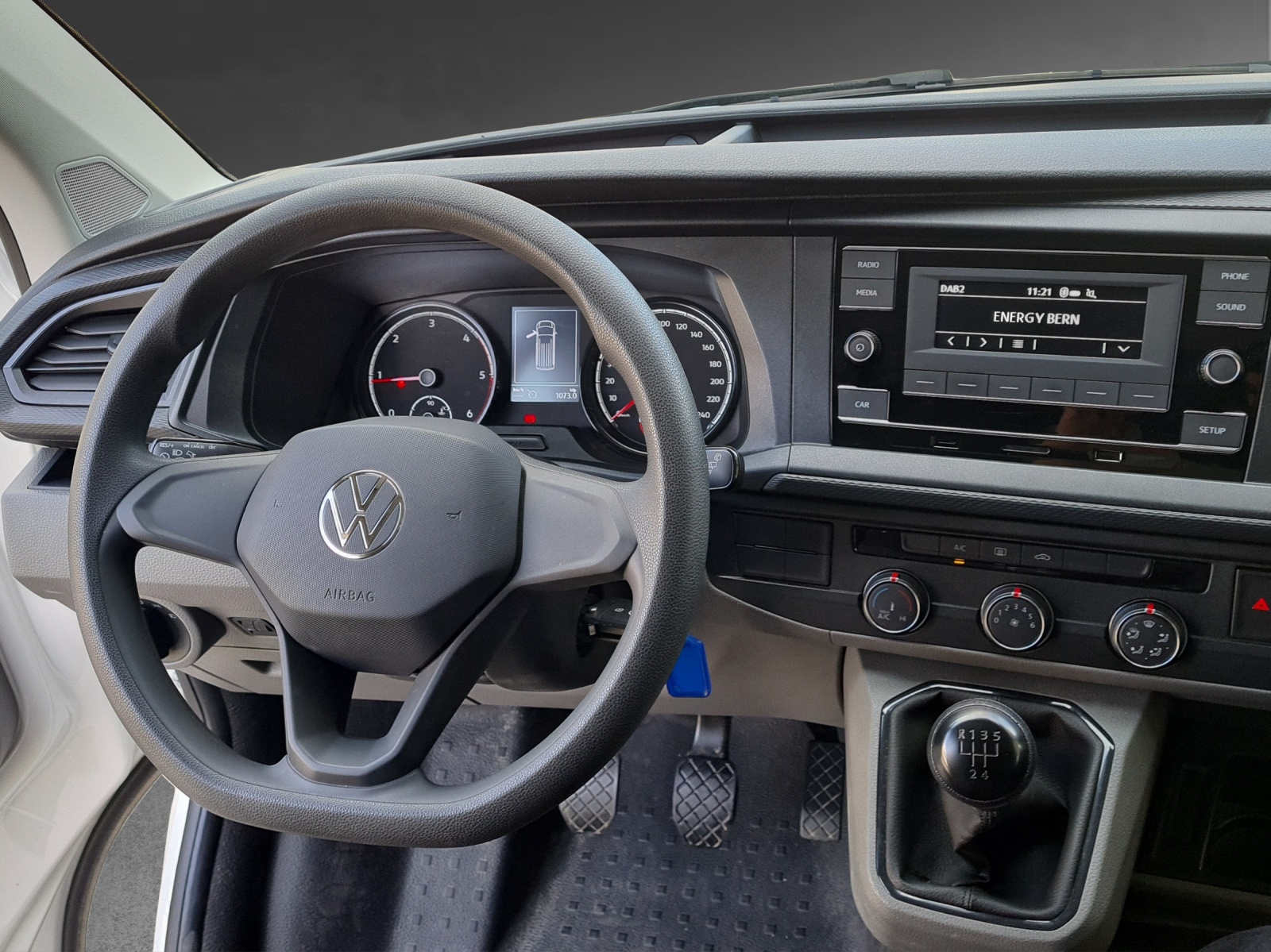 VW T6.1 2.0 TDI-image-7