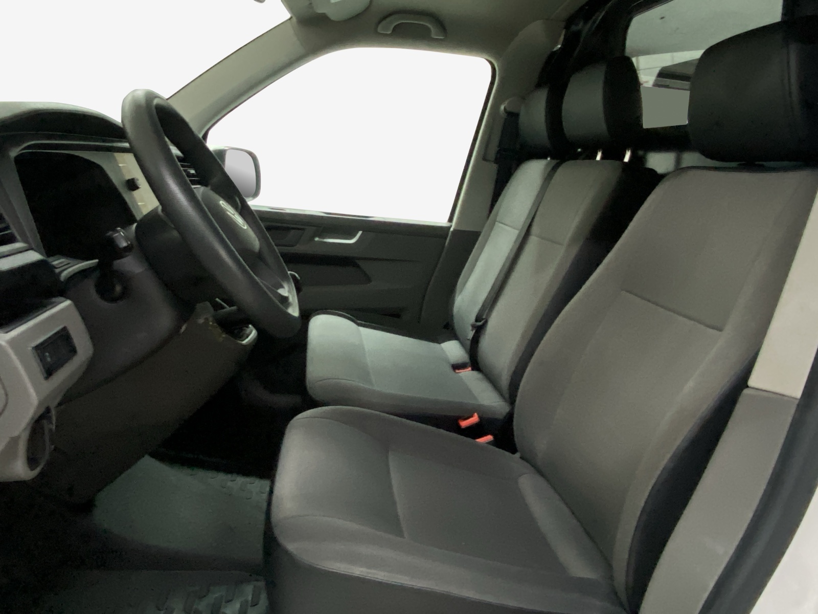 VW T6.1 2.0 TDI 4Motion-image-7