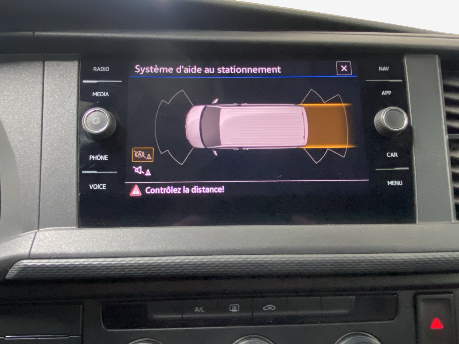 VW T6.1 2.0 TDI 4Motion-image-13