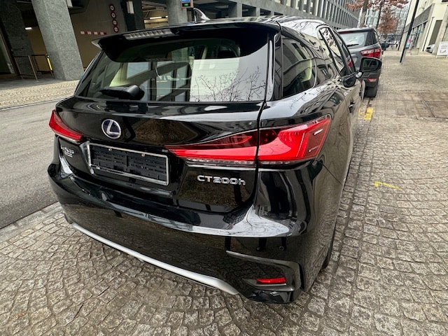 LEXUS CT 200h 1.8 excellence CVT-image-15