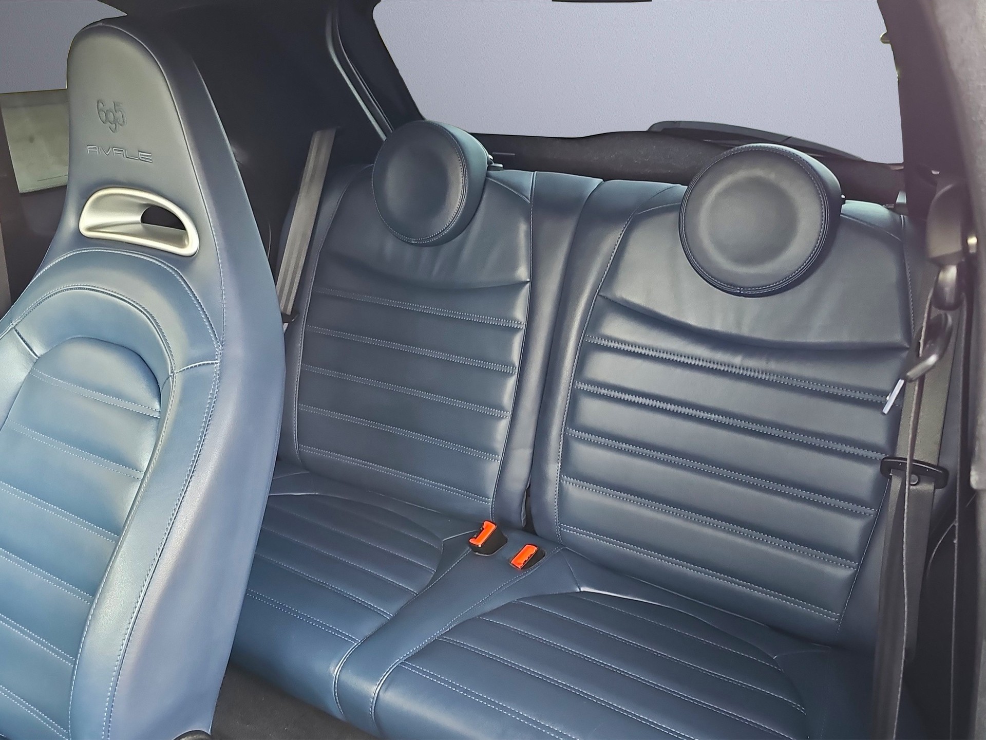 FIAT 695 1.4 16V Turbo Abarth Rivale-image-7