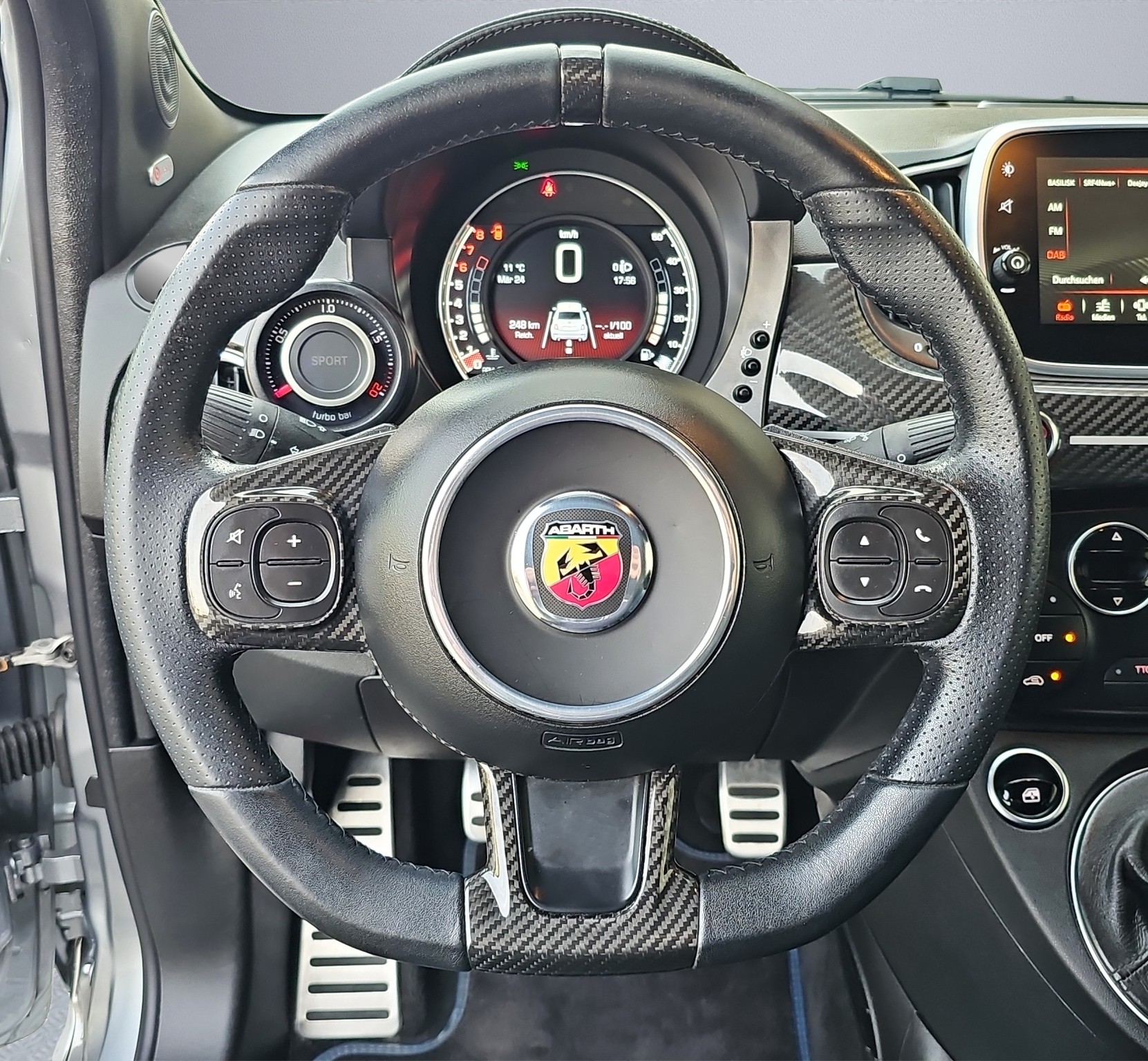 FIAT 695 1.4 16V Turbo Abarth Rivale-image-10