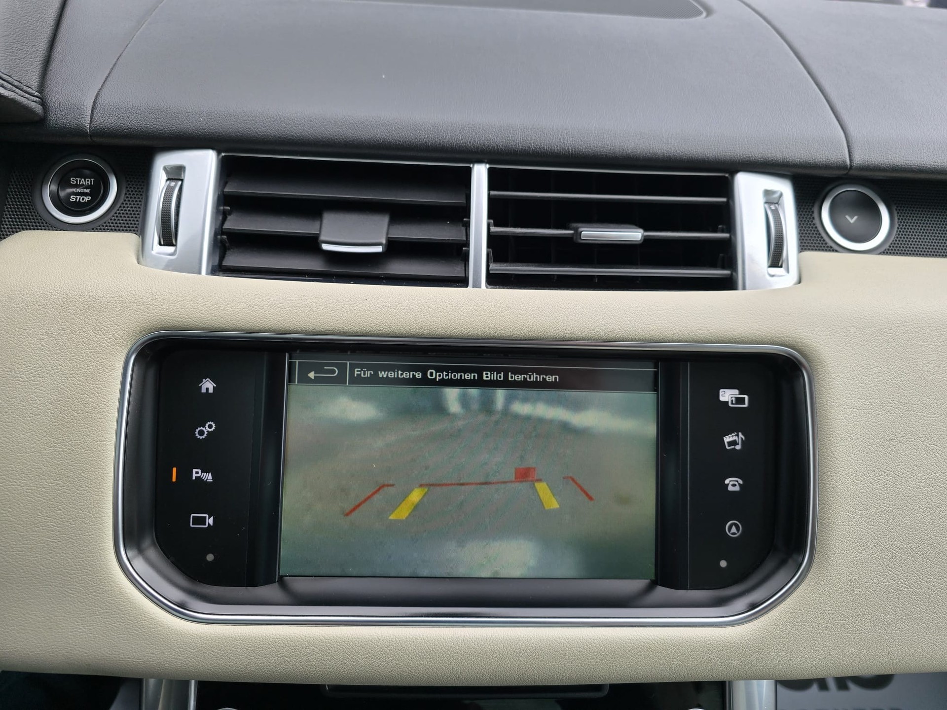 LAND ROVER Range Rover Sport 3.0 SDV6 HSE Automatic-image-19