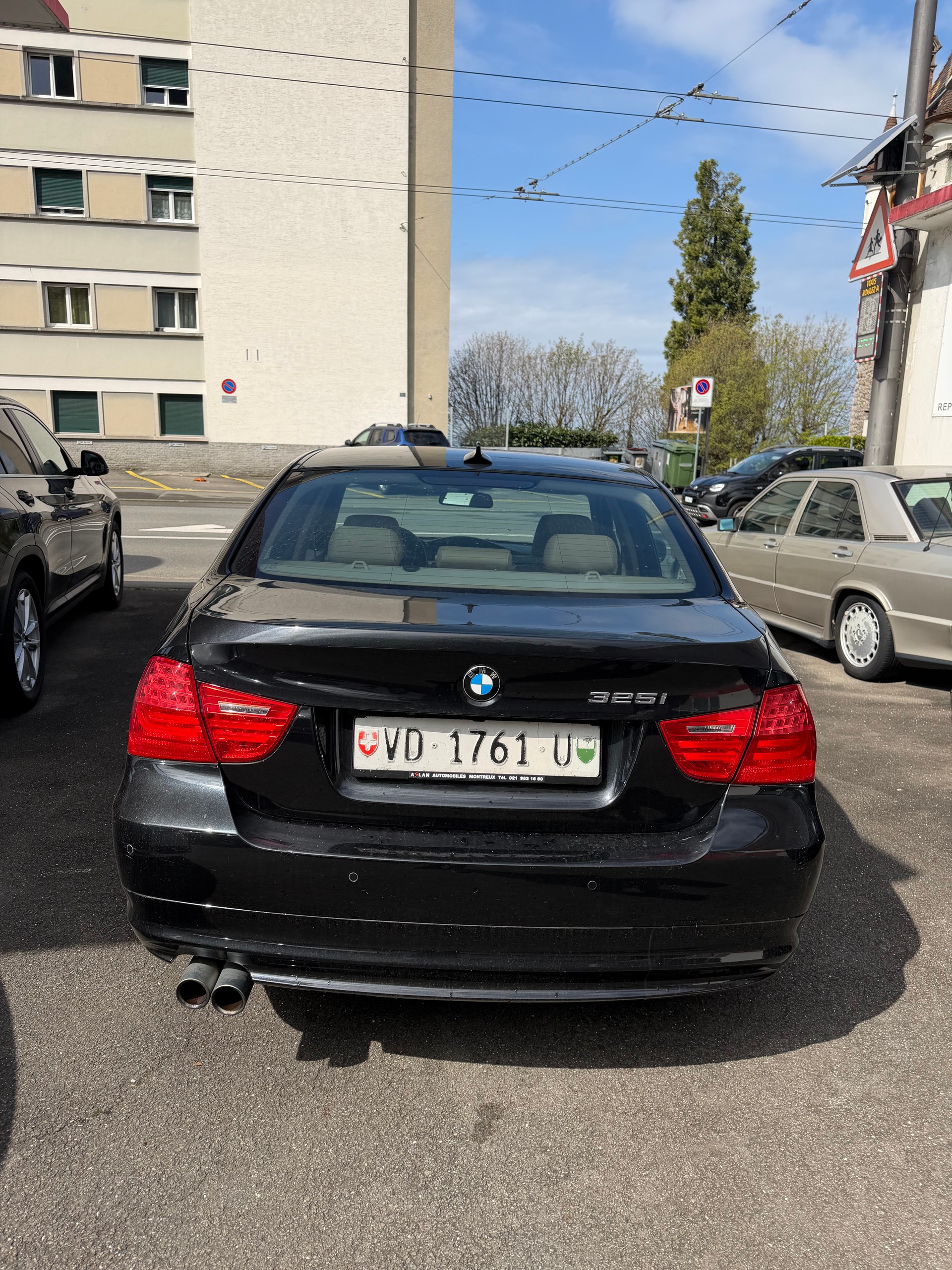 BMW 325i x-Drive Steptronic-image-4