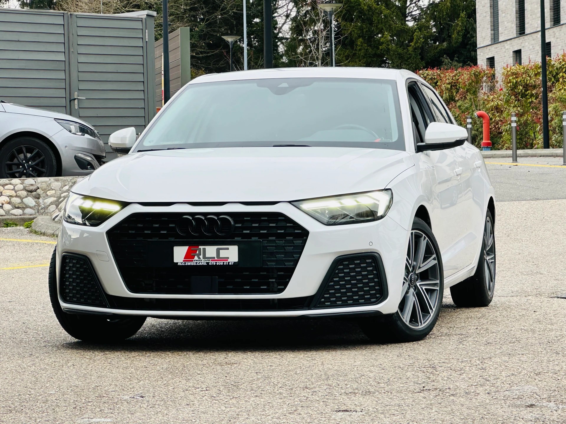 AUDI A1 Sportback 30 TFSI advanced S-tronic-image-4