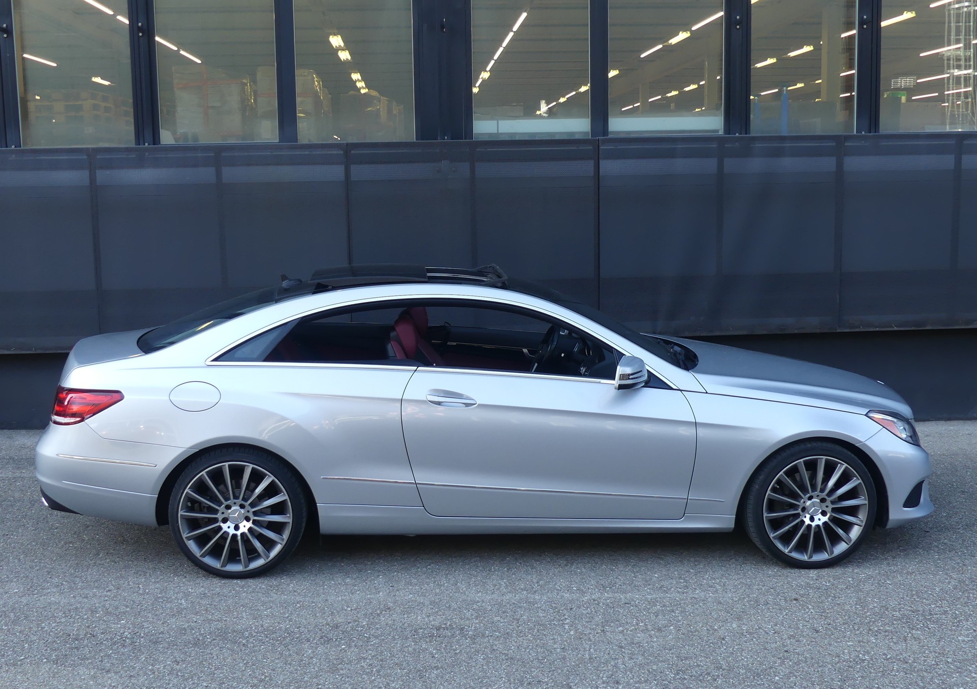 MERCEDES-BENZ E 400 4Matic 7G-Tronic-image-6