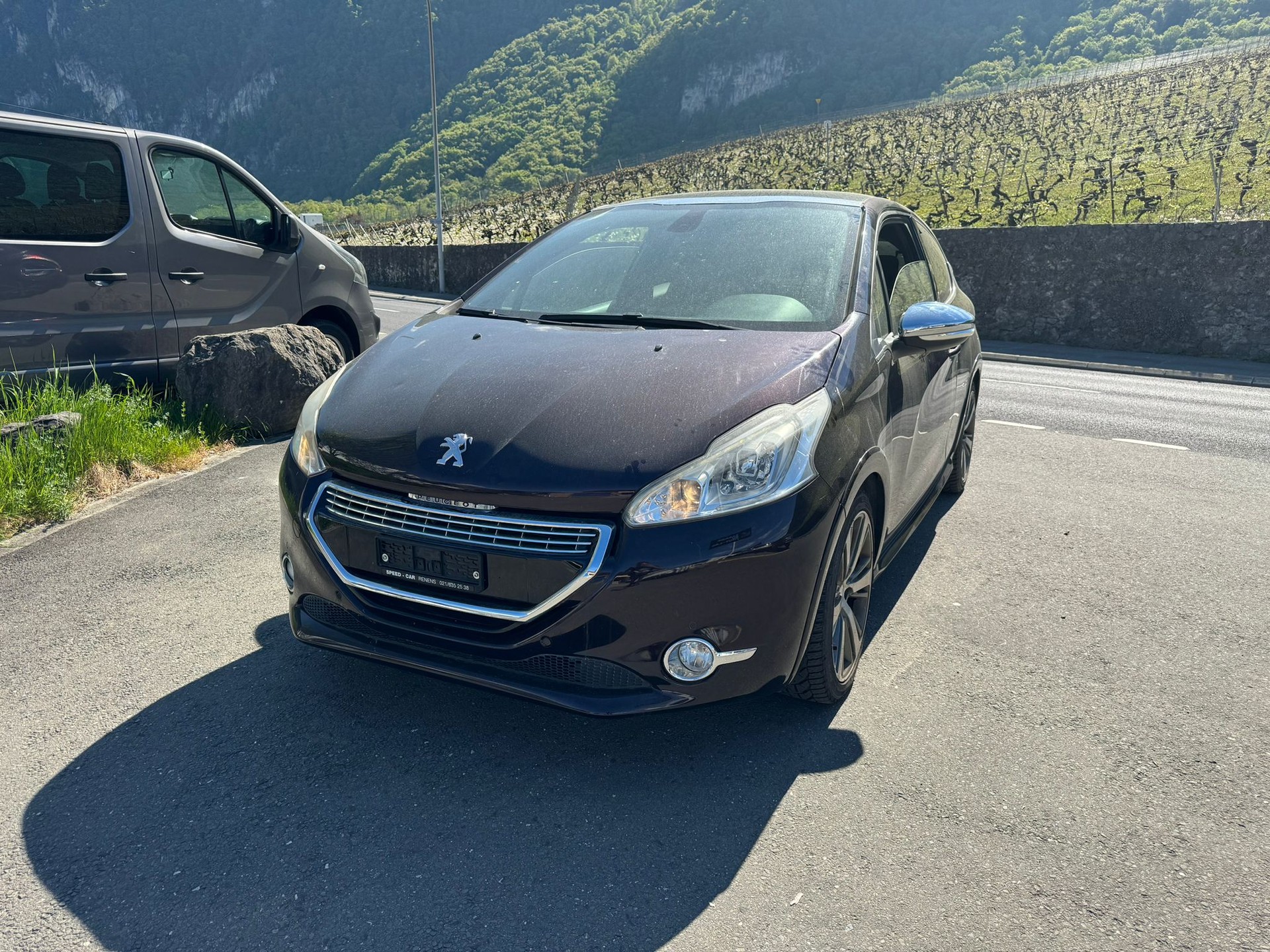 PEUGEOT 208 1.6 Turbo XY-image-2