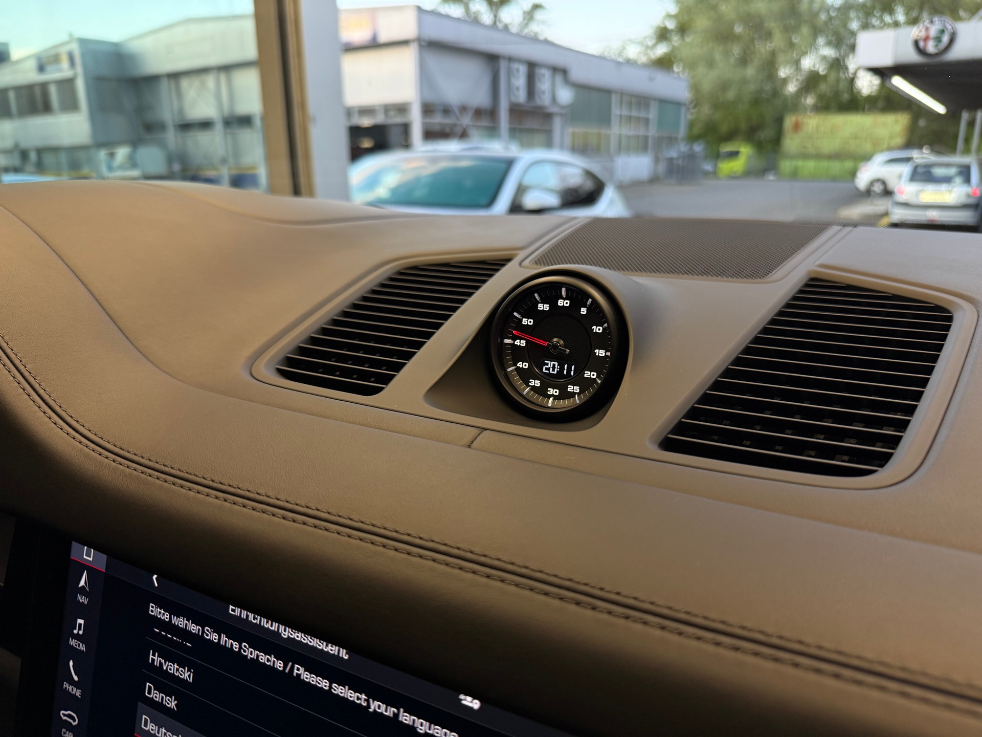 PORSCHE Cayenne S-image-20