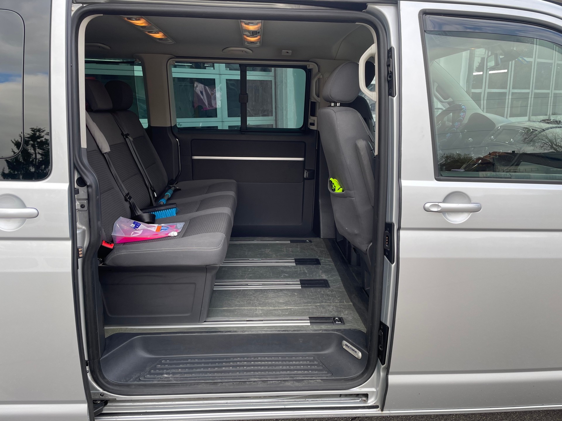 VW T5 Multivan 2.0 TDI CR Comfortline-image-7