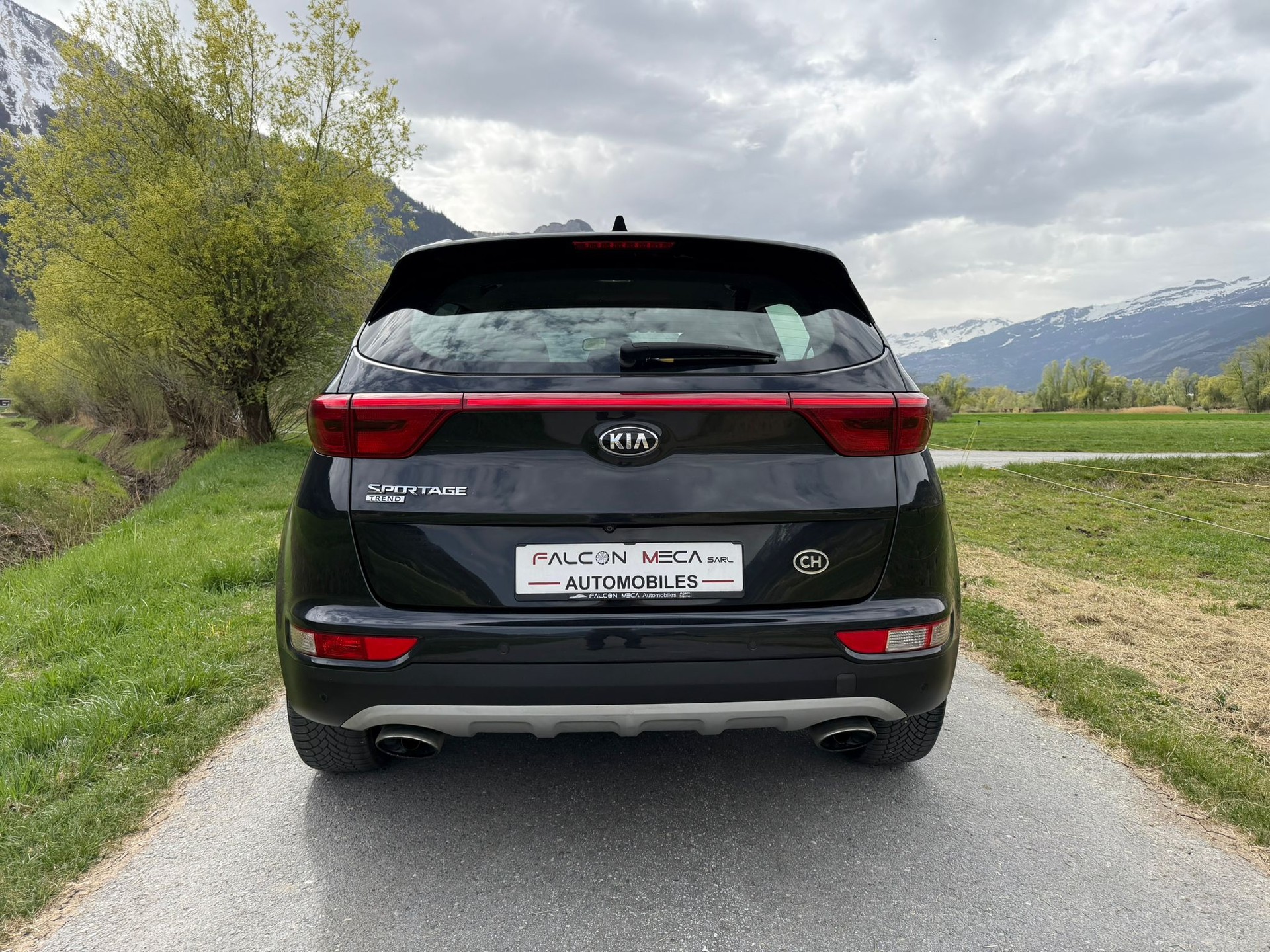 KIA Sportage 1.6 T-GDi Swiss City Line 4WD Automat-image-9