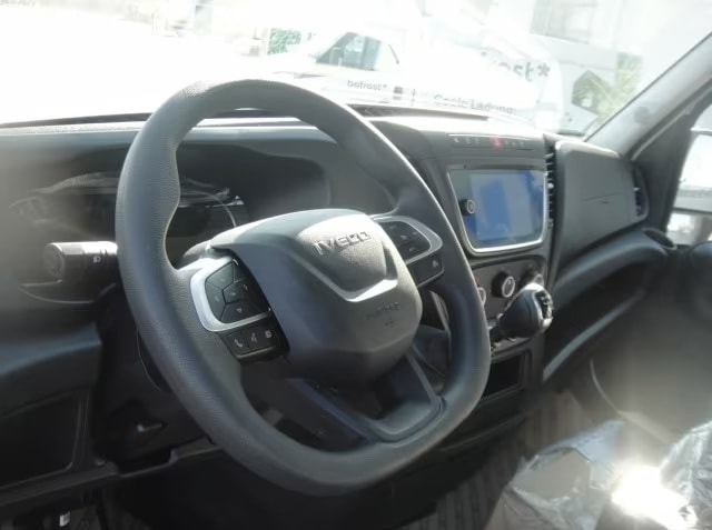 IVECO 35 S 16 3.0l Dreiseitenkipper mit AHK-image-6