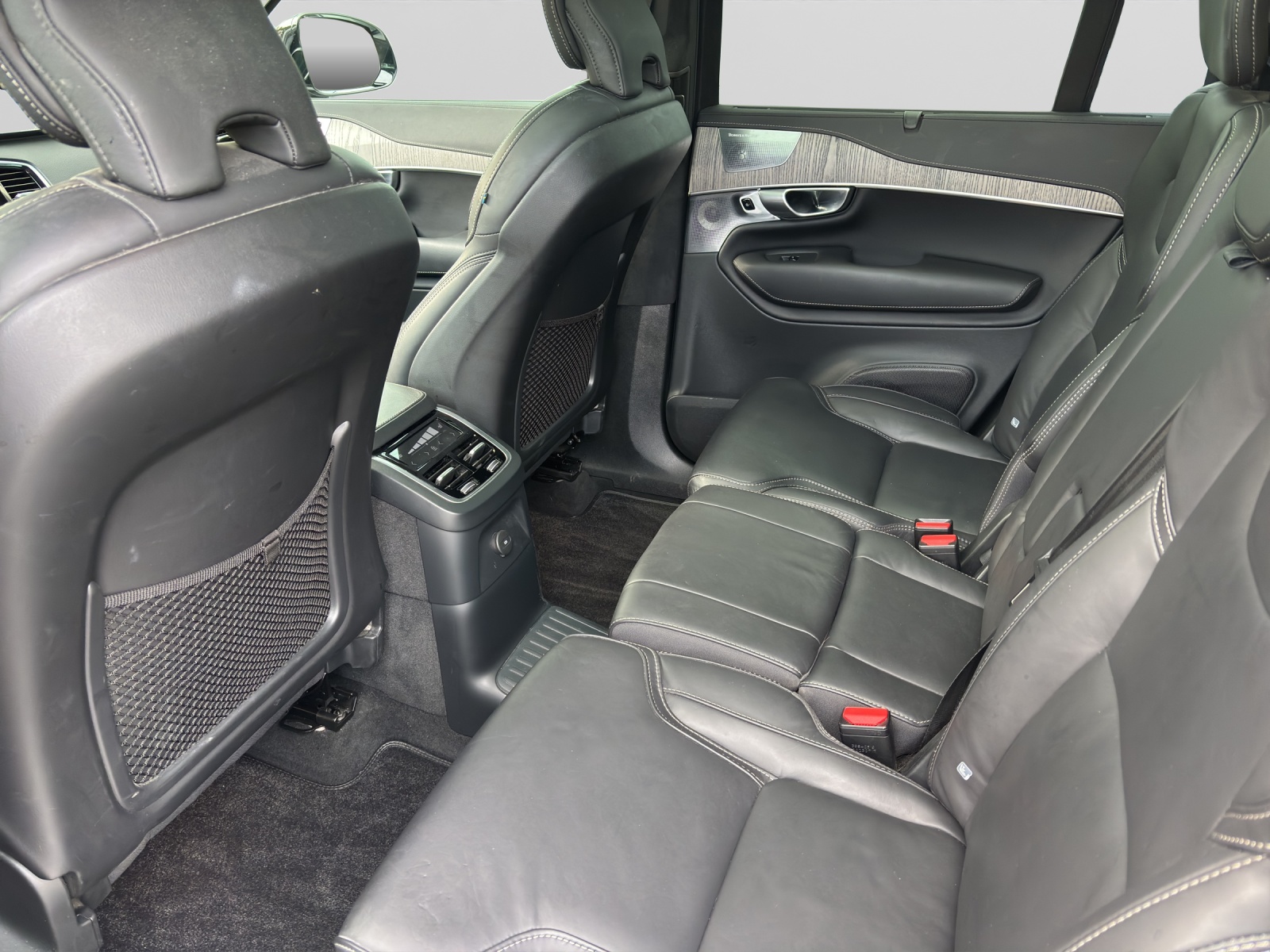 VOLVO XC90 2.0 T8 TE Xclusive Dark 7P. eAWD-image-4