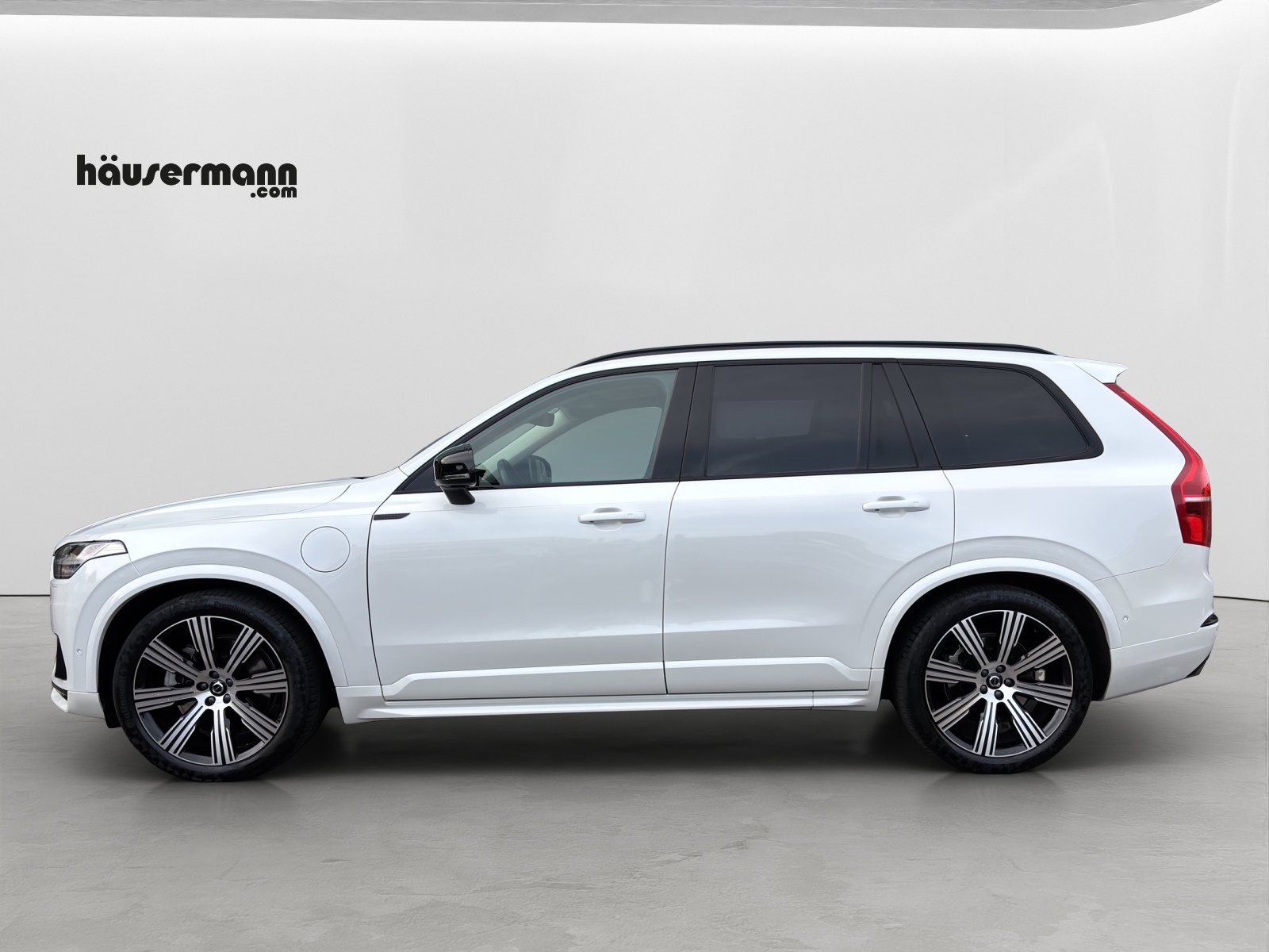 VOLVO XC90 2.0 T8 TE Xclusive Dark 7P. eAWD-image-1