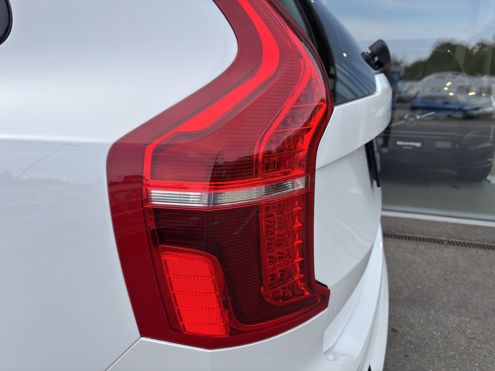 VOLVO XC90 2.0 T8 TE Xclusive Dark 7P. eAWD-image-14