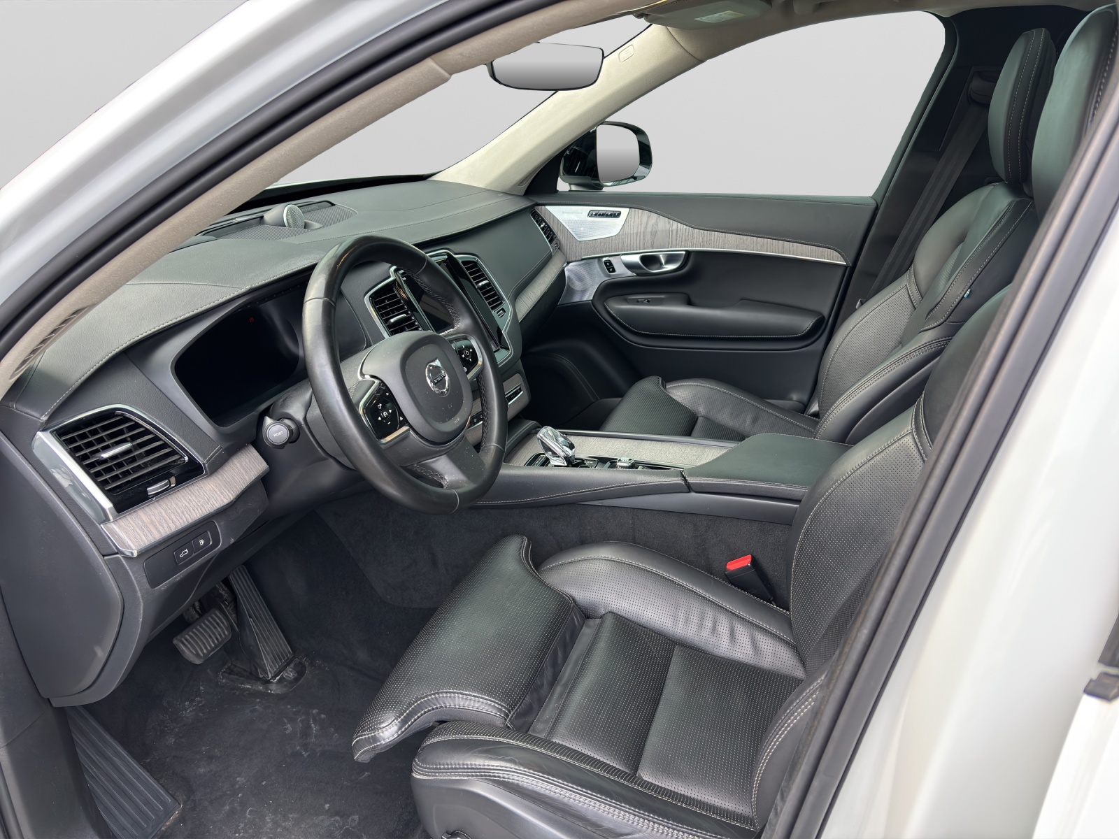 VOLVO XC90 2.0 T8 TE Xclusive Dark 7P. eAWD-image-3