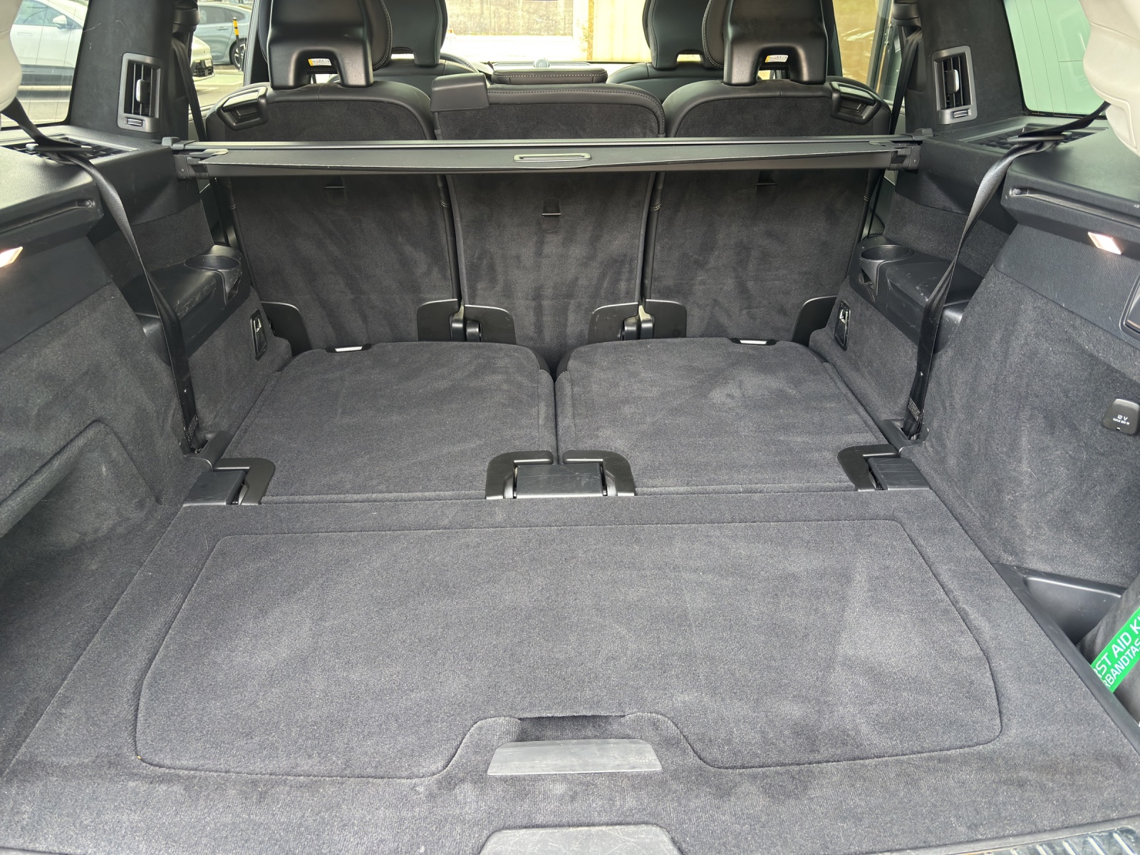 VOLVO XC90 2.0 T8 TE Xclusive Dark 7P. eAWD-image-12