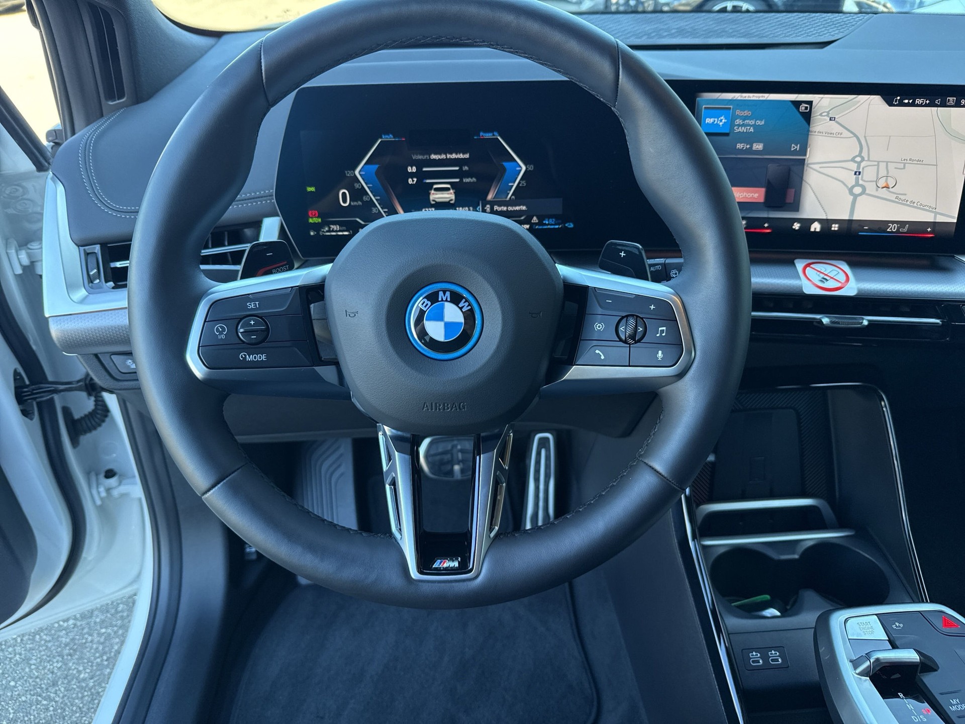 BMW 230e xDrive Active Tourer M Sport-image-12