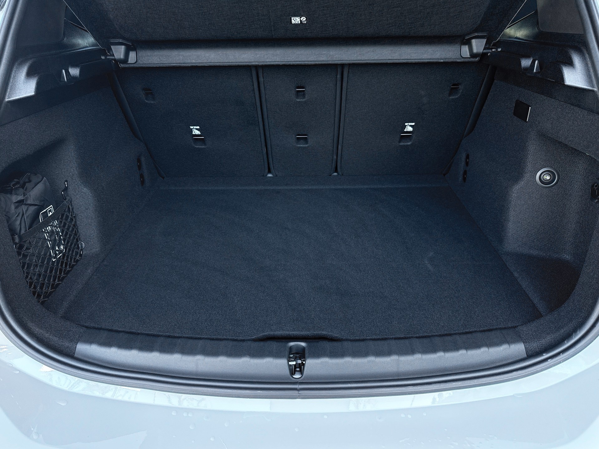 BMW 230e xDrive Active Tourer M Sport-image-8