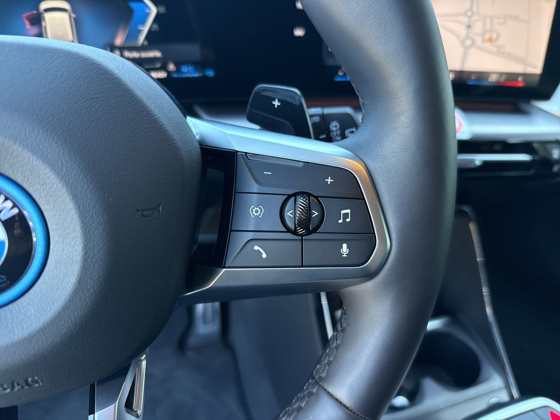 BMW 230e xDrive Active Tourer M Sport-image-16