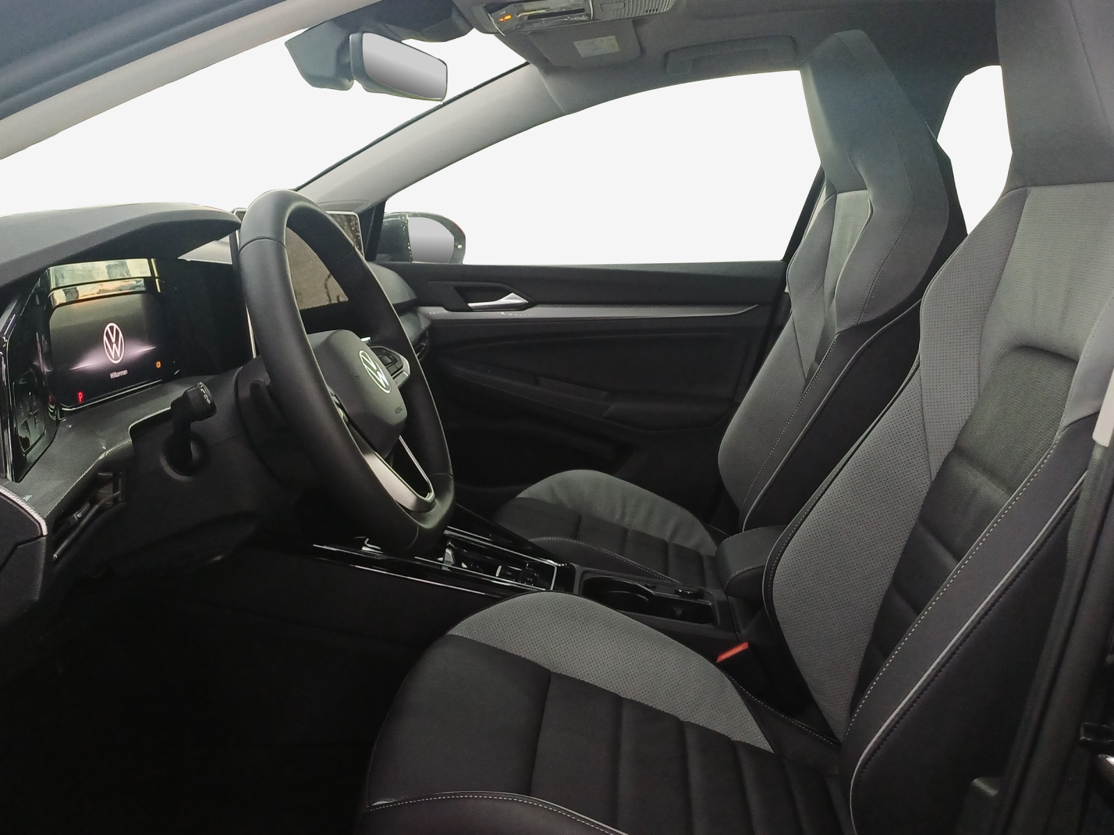 VW Golf 1.5 TSI PHEV Style-image-7