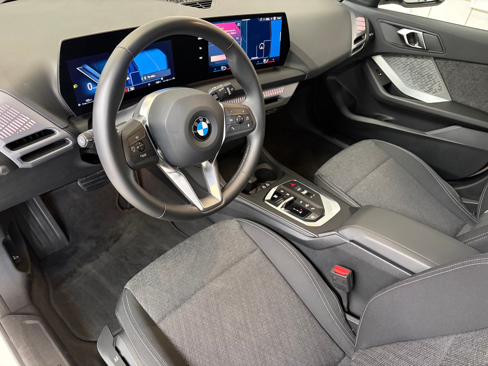 BMW 116 Steptronic-image-6