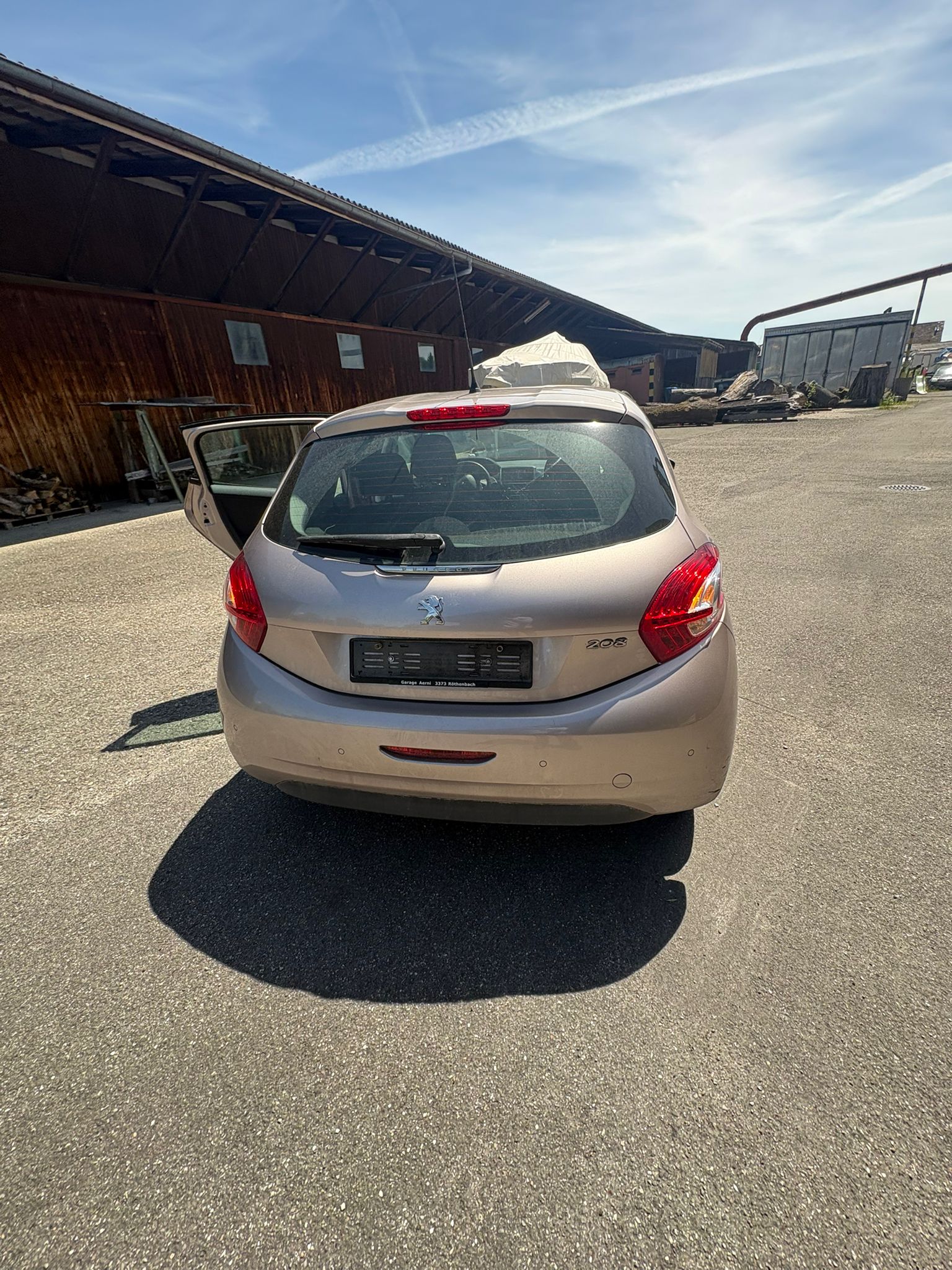 PEUGEOT 208 1.4 VTI Active-image-7