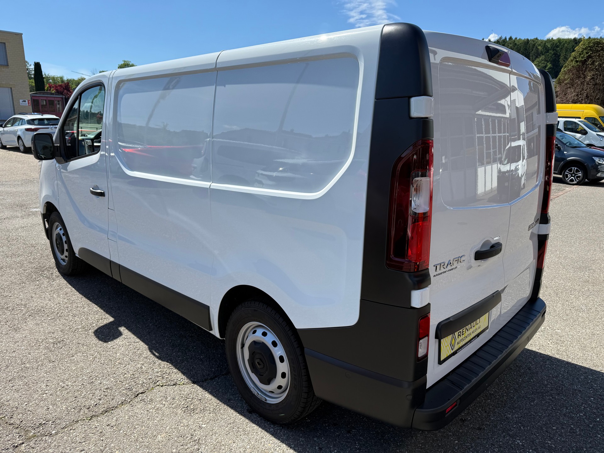 RENAULT Trafic 2.0 Blue dCi 150 Advance L1H1 EDC EN-showroom-element-3