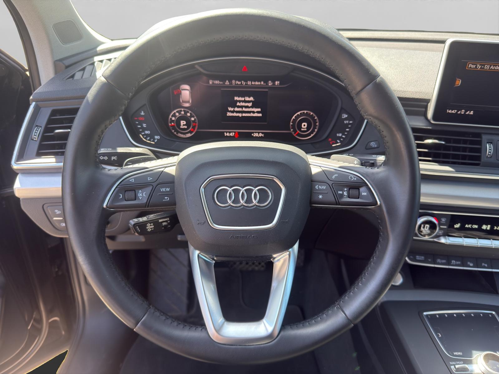 AUDI Q5 2.0 TFSI sport quattro S-tronic-image-9