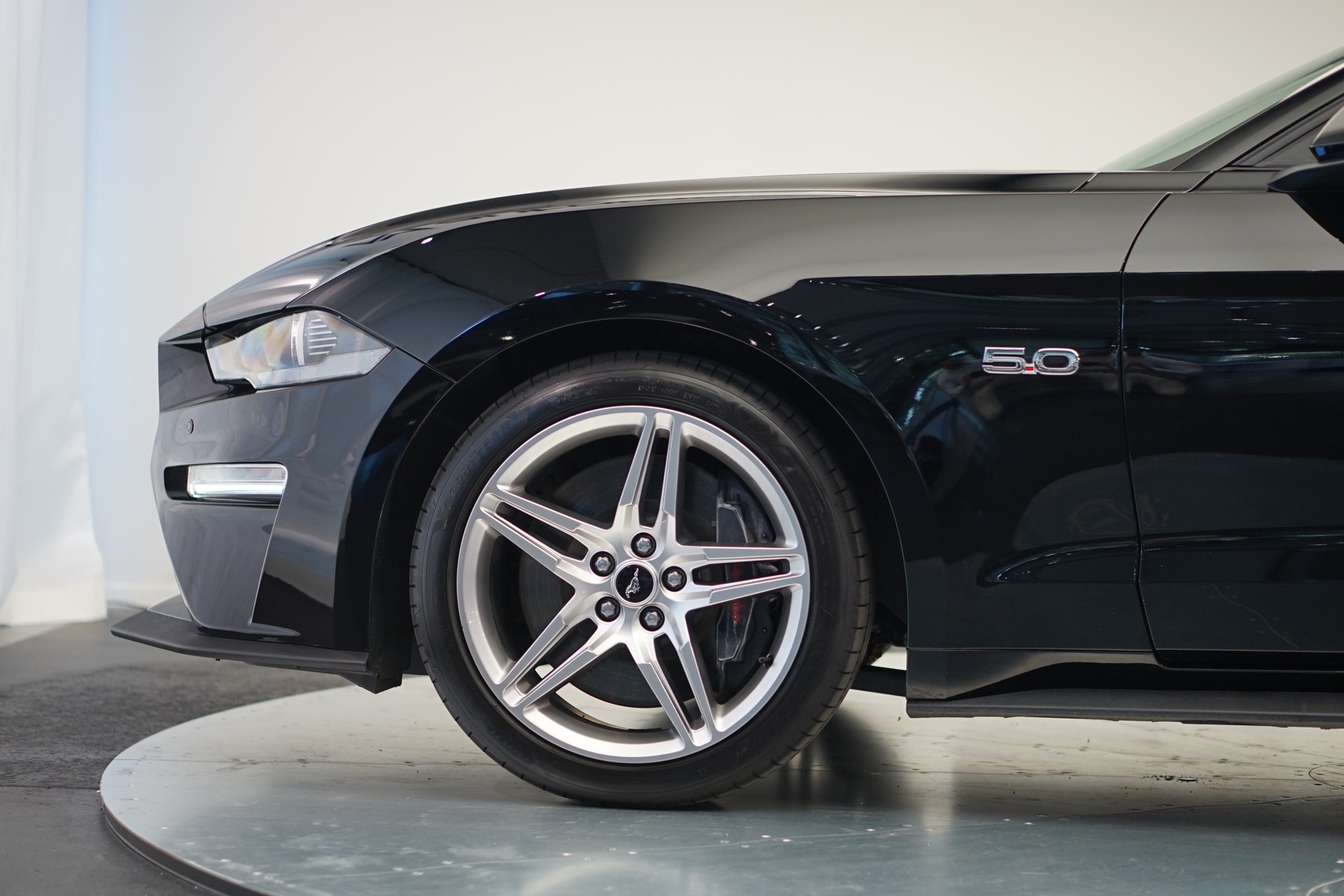 FORD Mustang Convertible 5.0 V8 GT Automat *CH-Fahrzeug*-image-38
