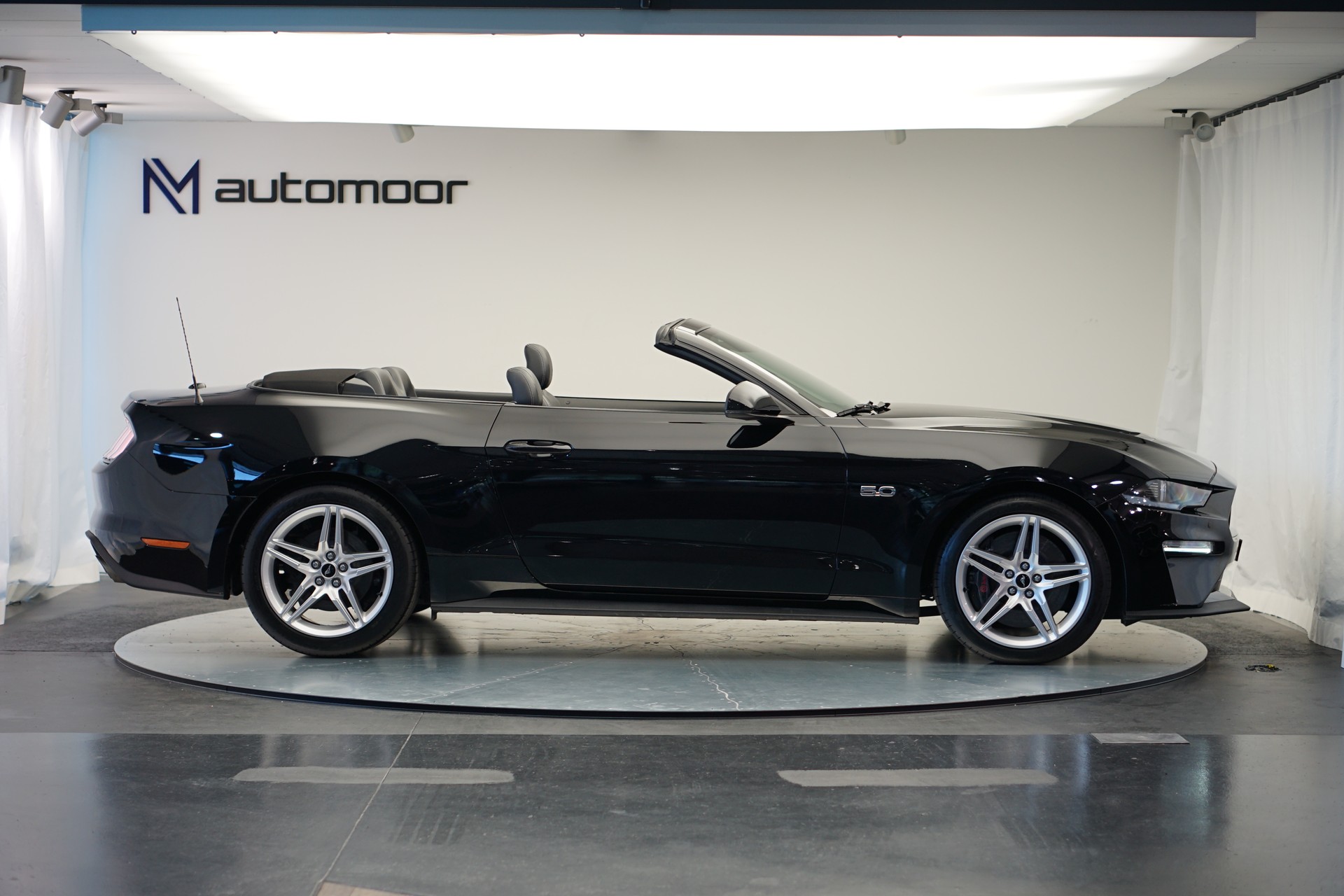 FORD Mustang Convertible 5.0 V8 GT Automat *CH-Fahrzeug*-showroom-element-3