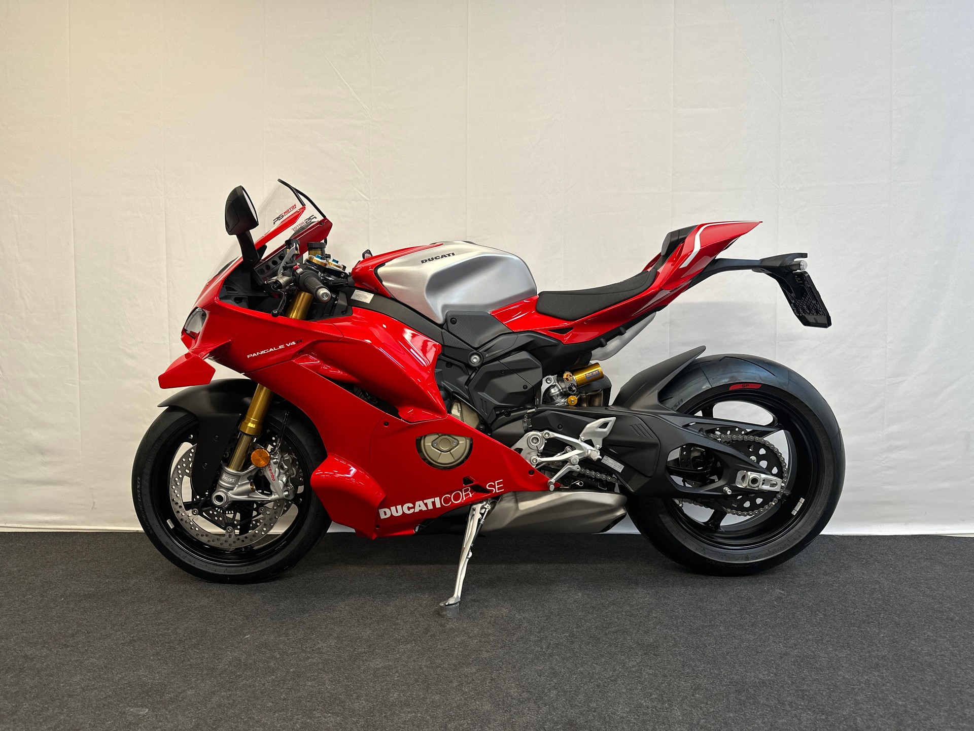 DUCATI Panigale V4 R-image-4
