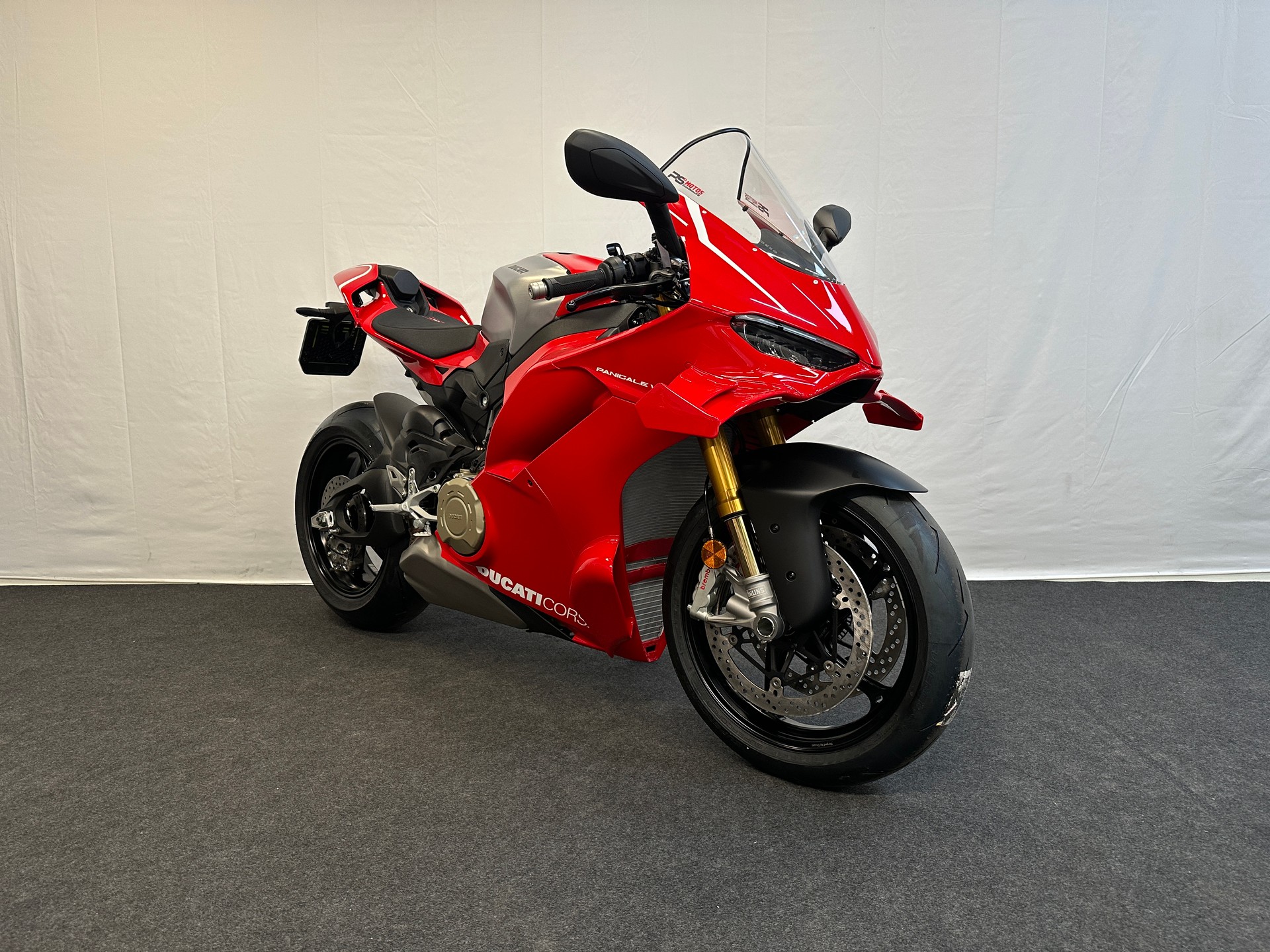 DUCATI Panigale V4 R-showroom-element-2