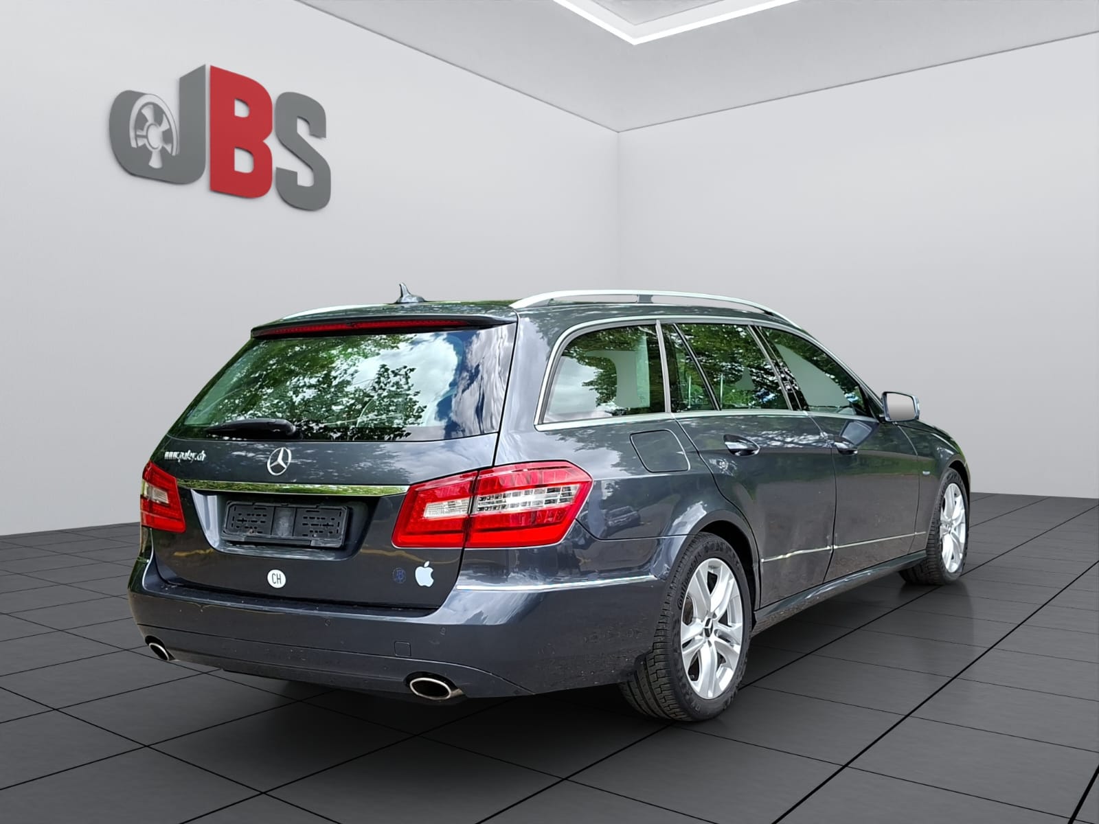 MERCEDES-BENZ E 350 CDI BlueEfficiency 4Matic 7G-Tronic-image-6