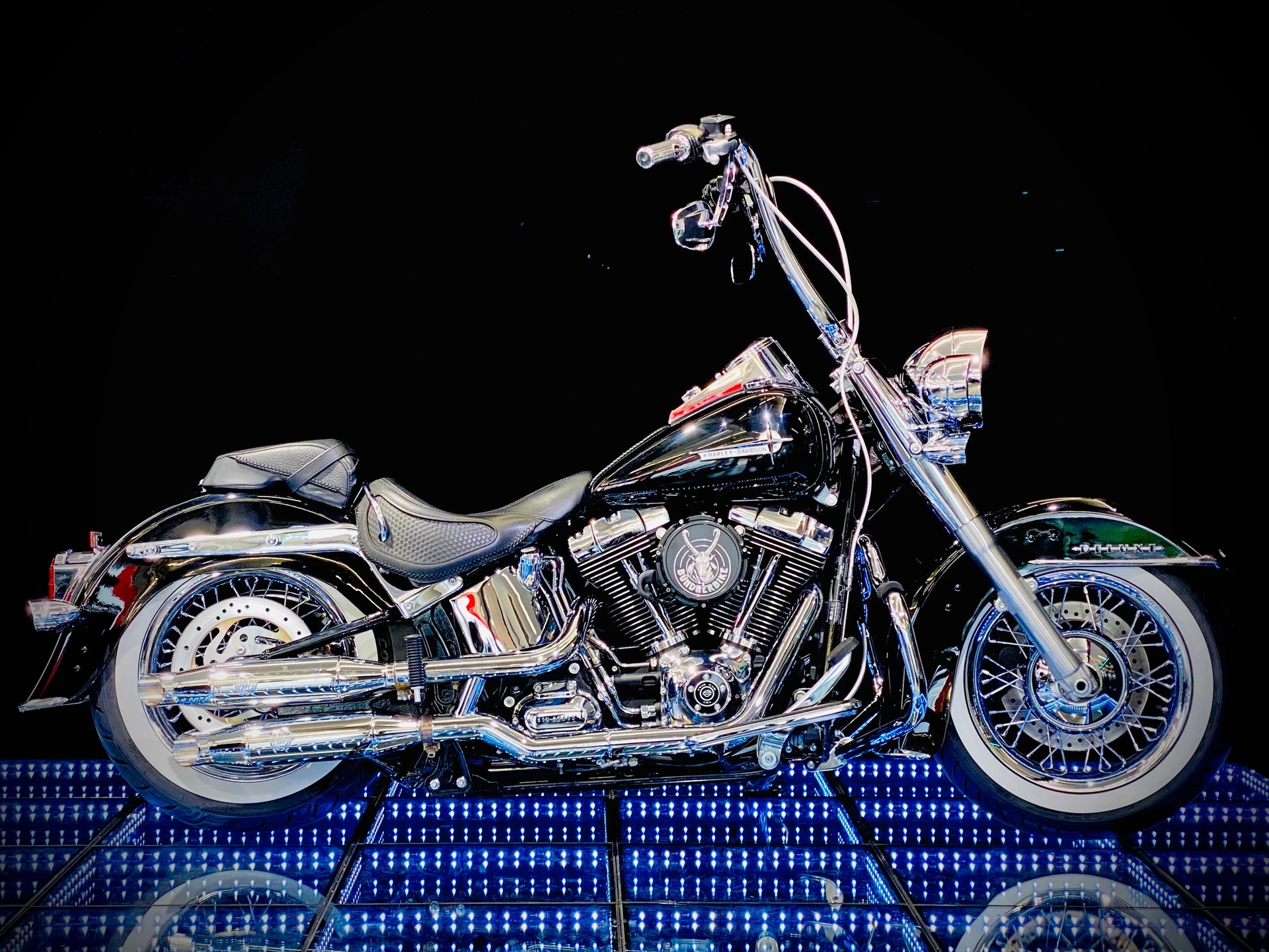 HARLEY-DAVIDSON FLSTN Deluxe *35kW*-showroom-element-2