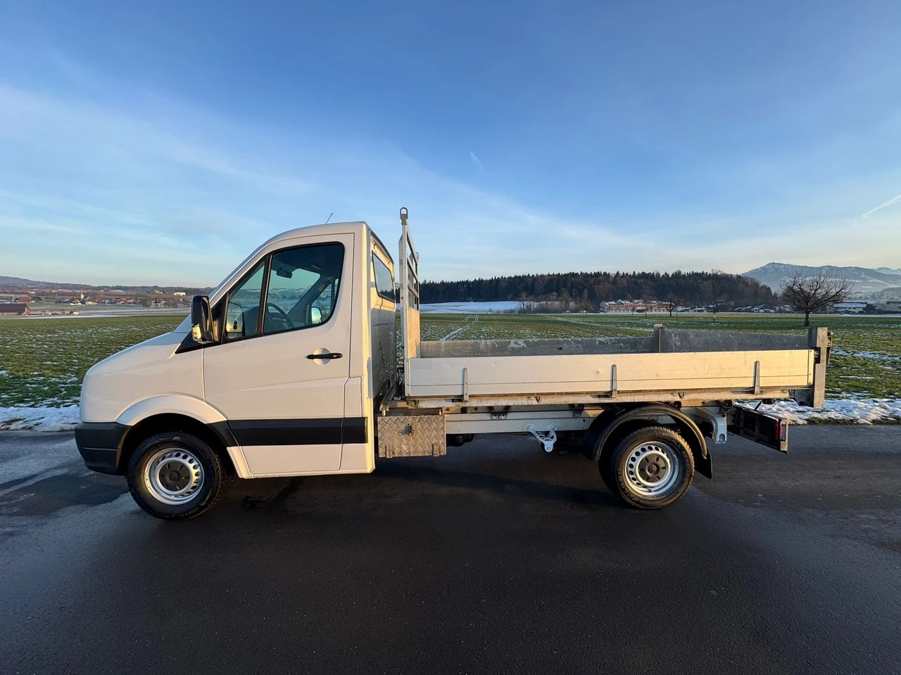 VW Crafter 35 2.0 TDI CR Kipper mit 3.5t Anhängelast-image-4
