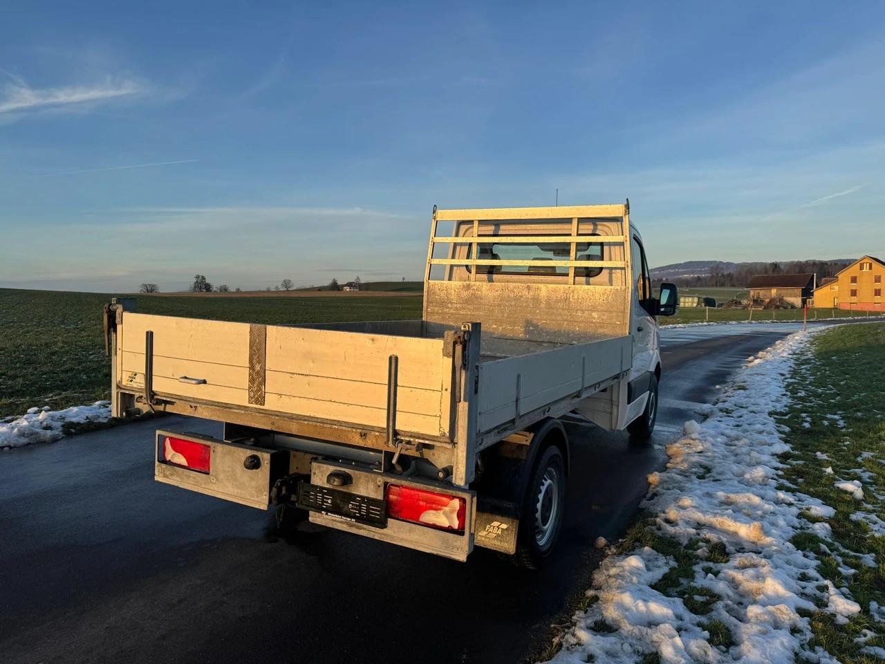 VW Crafter 35 2.0 TDI CR Kipper mit 3.5t Anhängelast-image-6