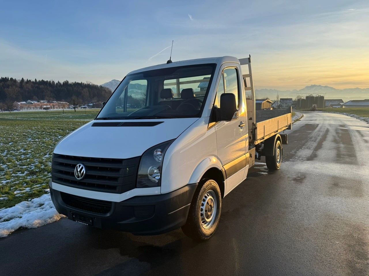 VW Crafter 35 2.0 TDI CR Kipper mit 3.5t Anhängelast-image-2