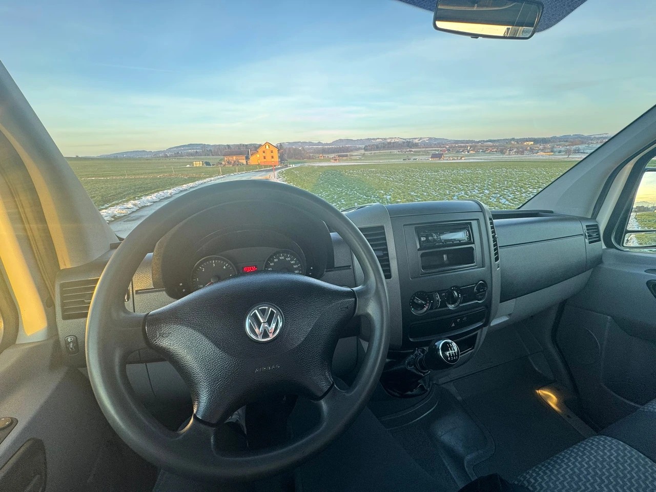 VW Crafter 35 2.0 TDI CR Kipper mit 3.5t Anhängelast-image-10