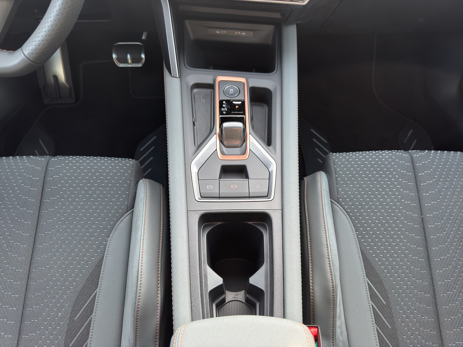 CUPRA Formentor 2.5 TSI VZ5 Prime Edition 4Drive DSG-image-6