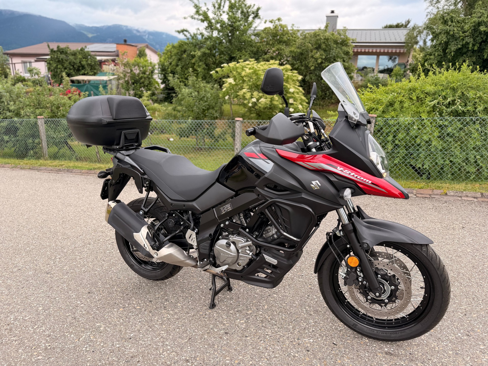 SUZUKI DL 650 XT-image-1