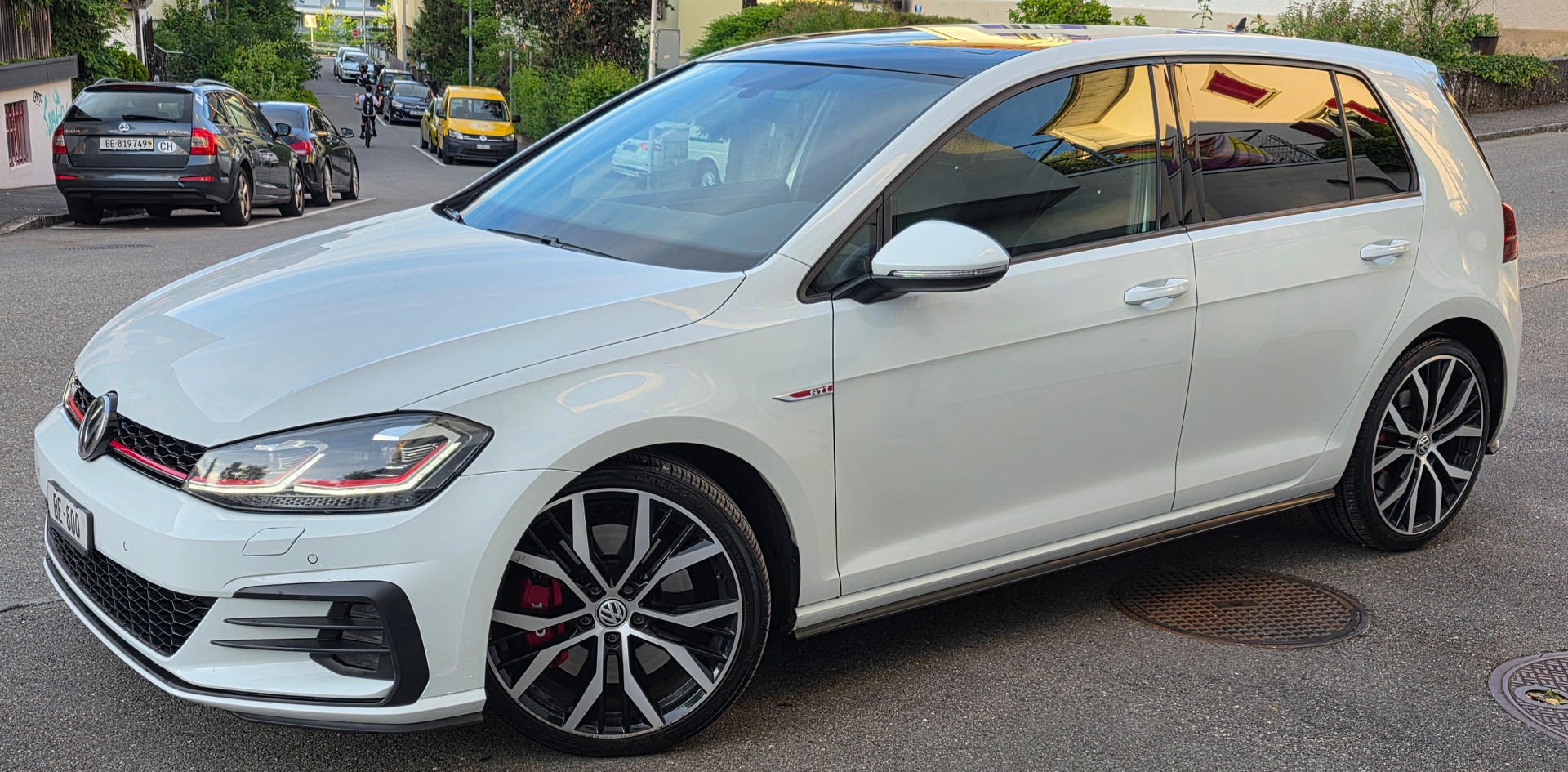 VW Golf 2.0 TSI GTI Performance DSG-image-11
