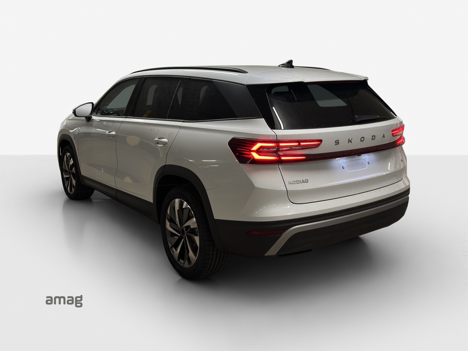 SKODA Kodiaq 1.5 TSI PHEV Selection-image-2