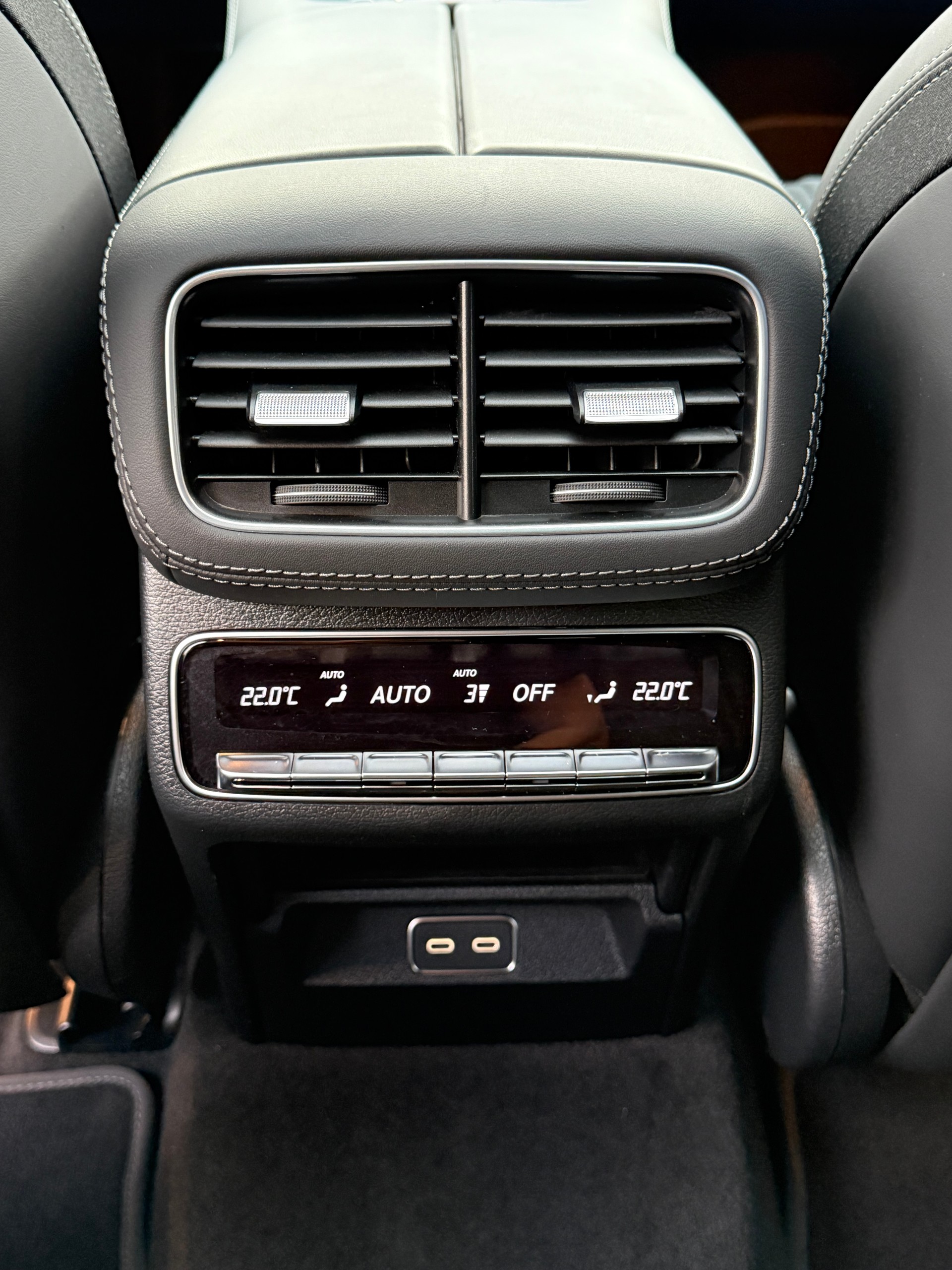 MERCEDES-BENZ GLE COUPÉ 53 AMG 4MATIC SPEEDSHIFT*VOLLAUSSTATTUNG*PERFORMANCE-ABGASANLAGE*EL. AHK*EL. PANORAMA-GLASSCHIEBEDACH*-image-31