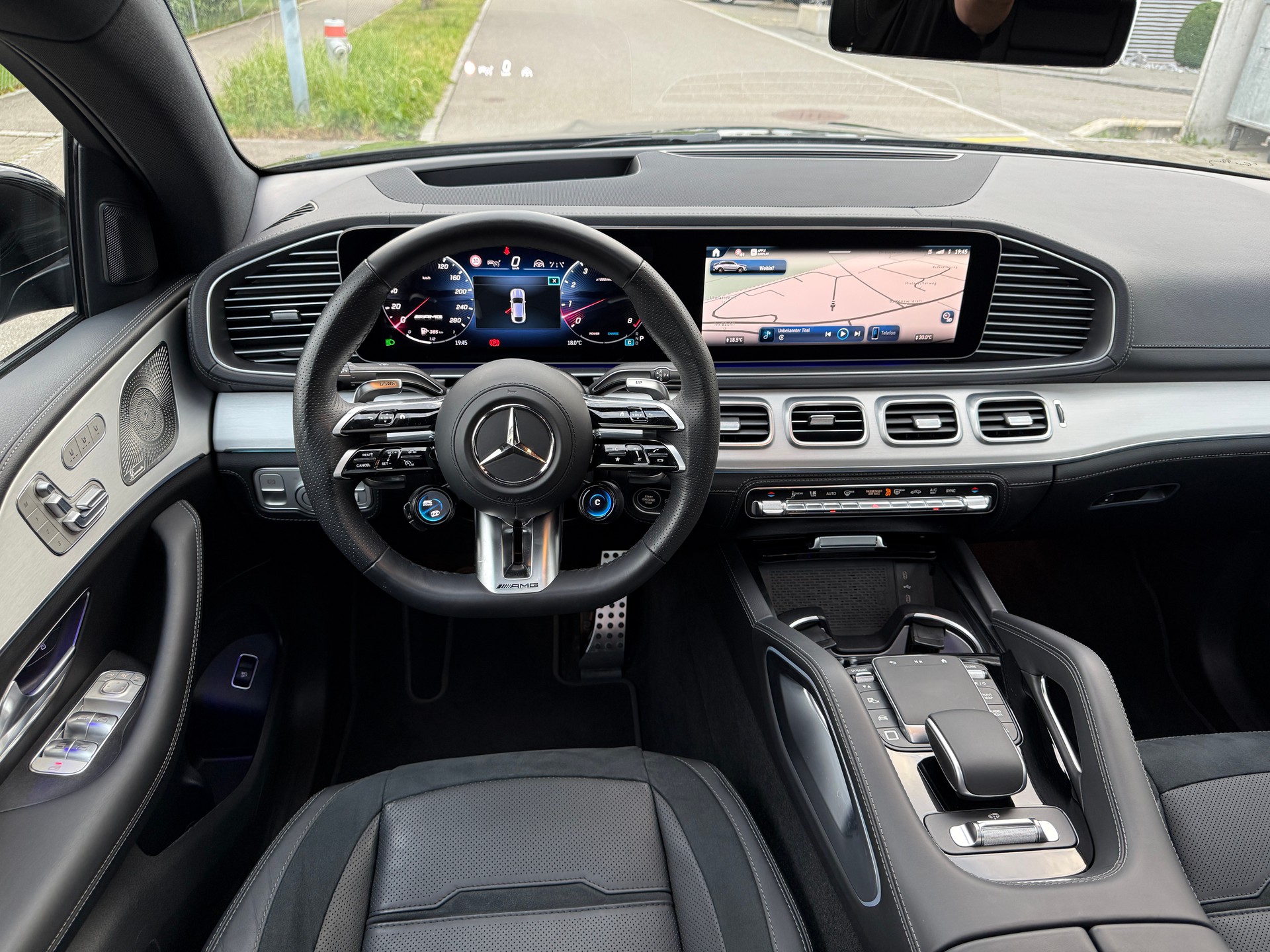 MERCEDES-BENZ GLE COUPÉ 53 AMG 4MATIC SPEEDSHIFT*VOLLAUSSTATTUNG*PERFORMANCE-ABGASANLAGE*EL. AHK*EL. PANORAMA-GLASSCHIEBEDACH*-image-11
