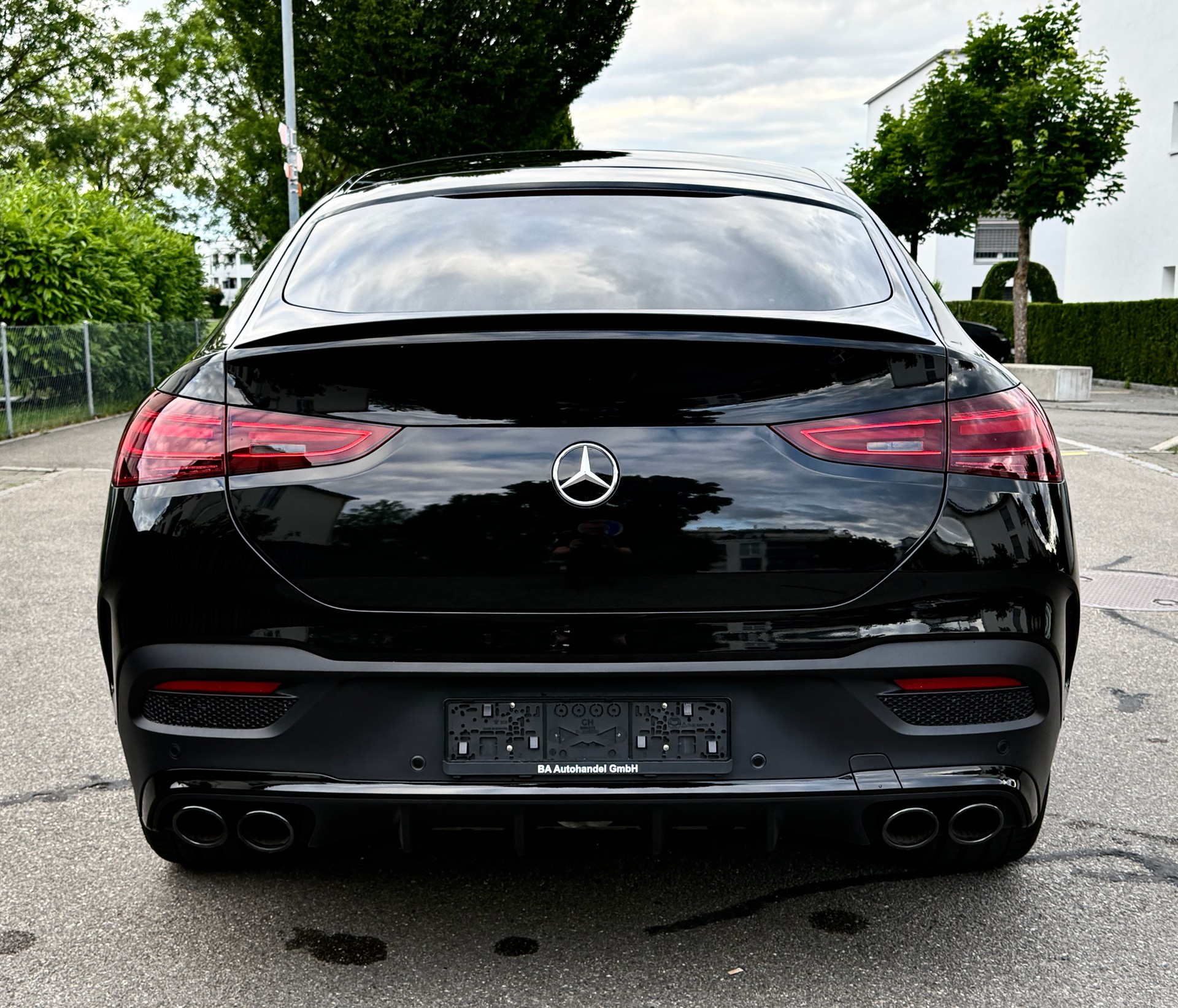 MERCEDES-BENZ GLE COUPÉ 53 AMG 4MATIC SPEEDSHIFT*VOLLAUSSTATTUNG*PERFORMANCE-ABGASANLAGE*EL. AHK*EL. PANORAMA-GLASSCHIEBEDACH*-image-4