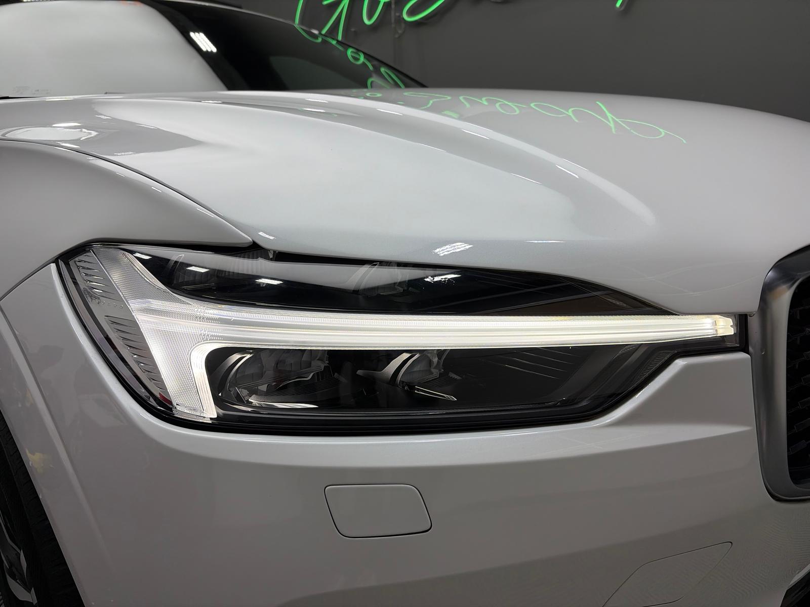 VOLVO XC60 B5 Benzin Mild Hybrid AWD R-Design Geartronic-image-3