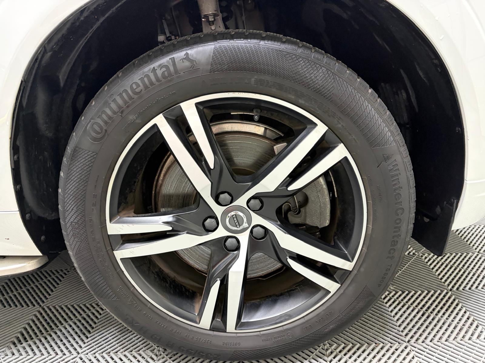 VOLVO XC60 B5 Benzin Mild Hybrid AWD R-Design Geartronic-image-29