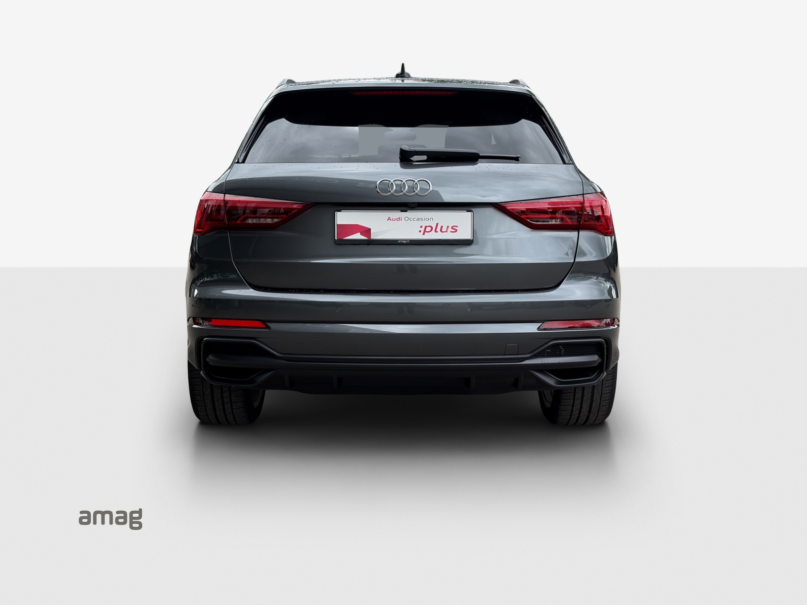 AUDI Q3 35 TFSI S line Attraction S-tronic-image-3