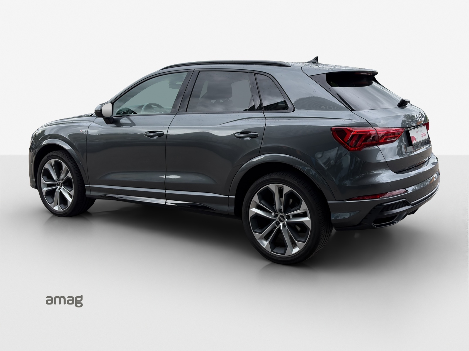 AUDI Q3 35 TFSI S line Attraction S-tronic-image-2
