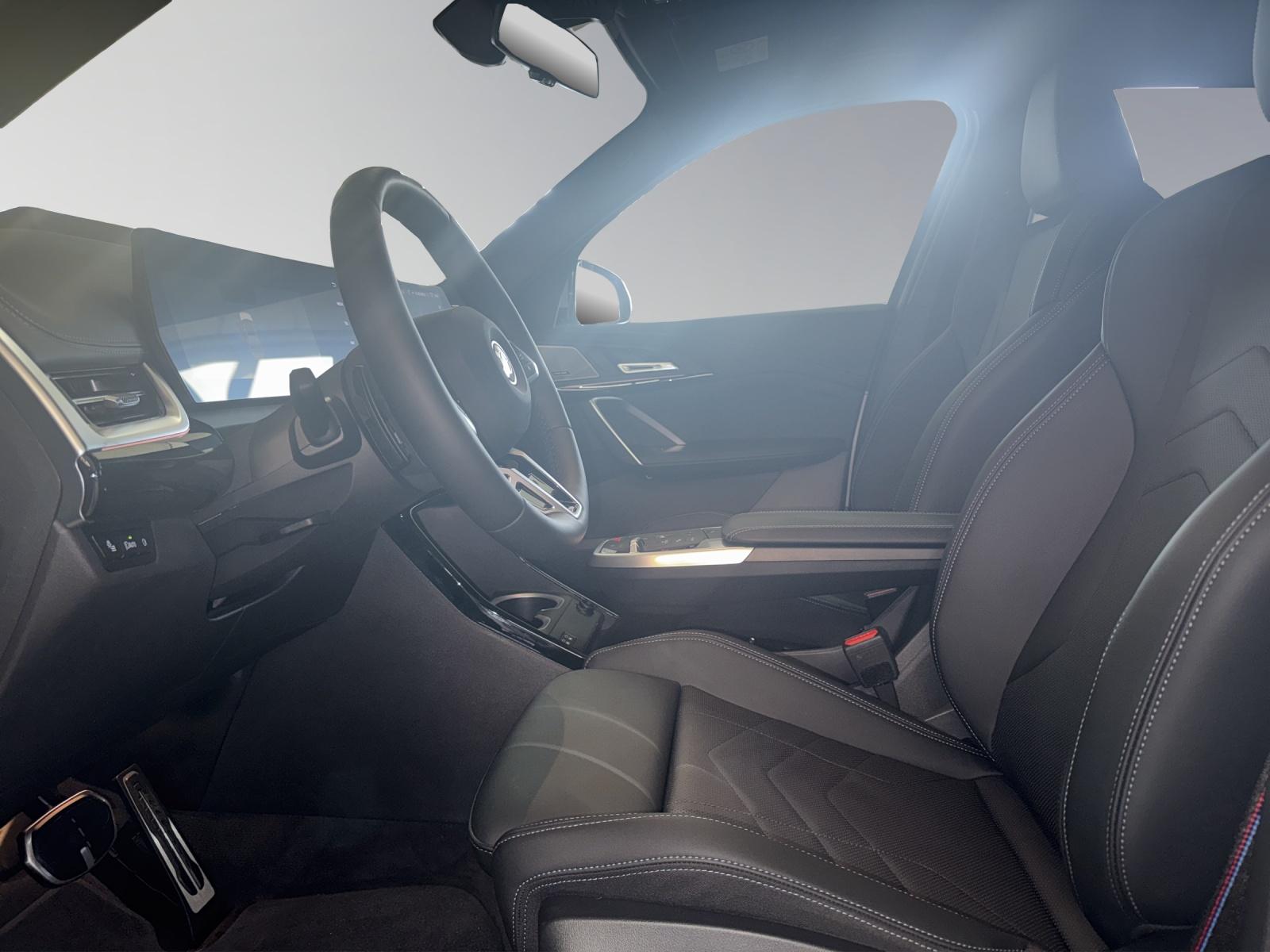 BMW X1 30e xDrive paddles-image-6